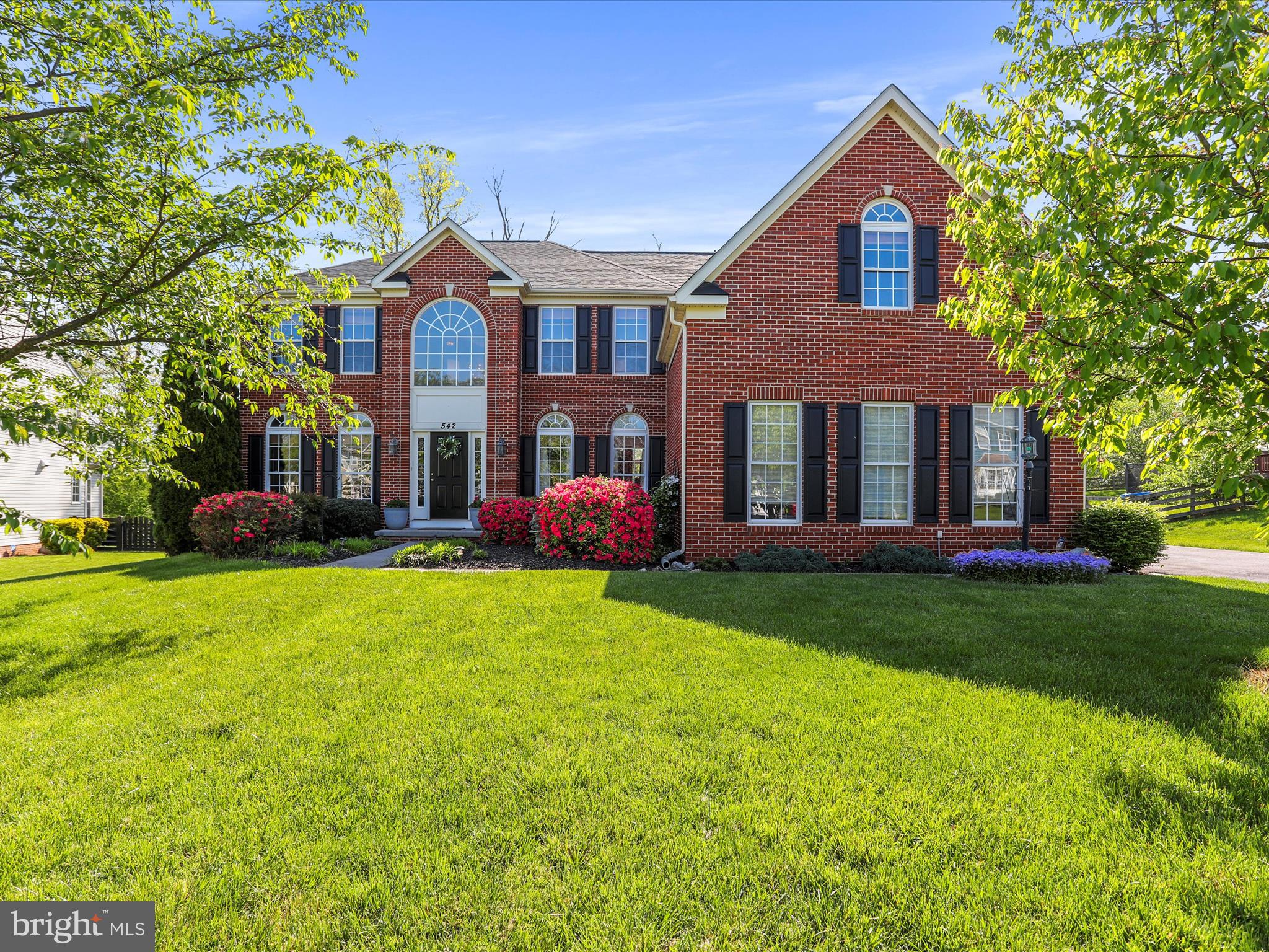 LOCUST HILL - Residential