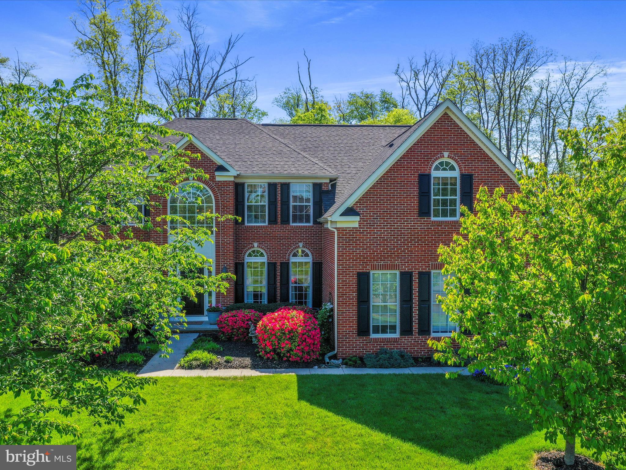 LOCUST HILL - Residential