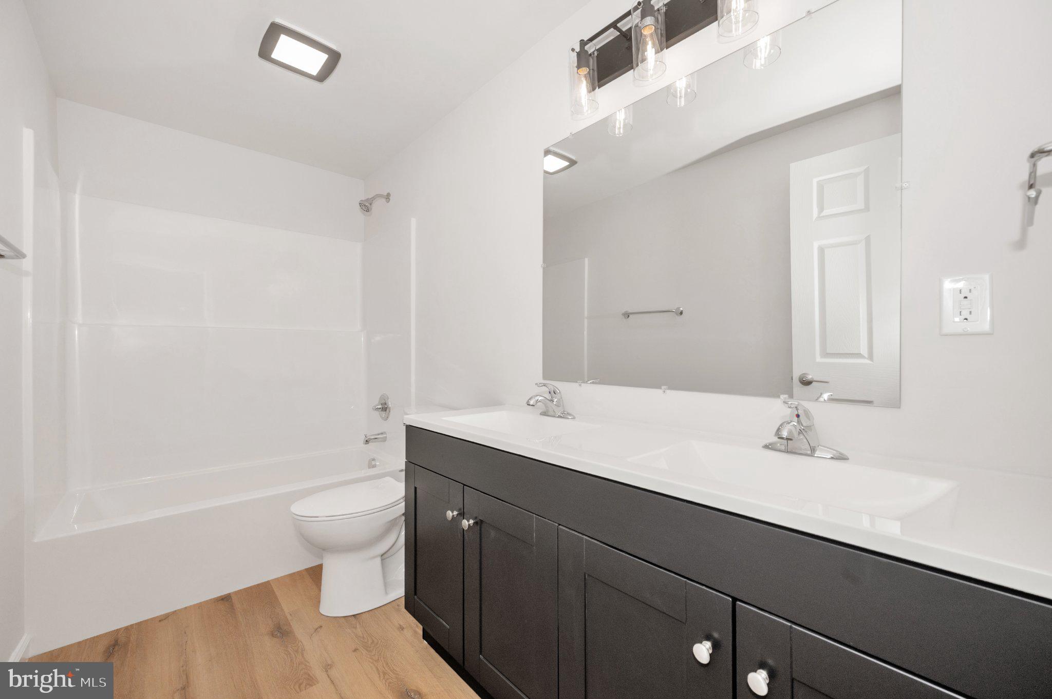 FOX CHAPEL - Residential