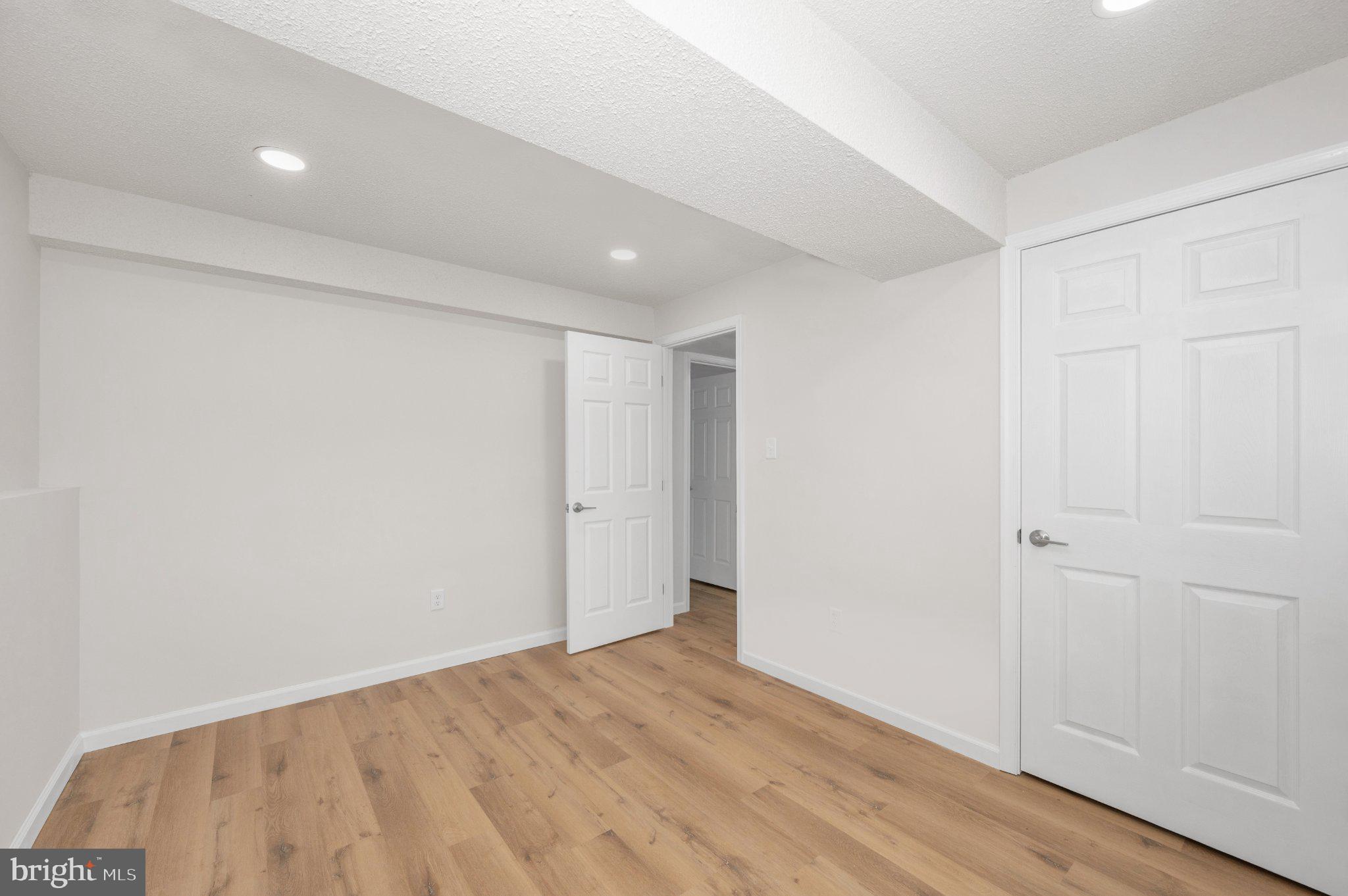 FOX CHAPEL - Residential