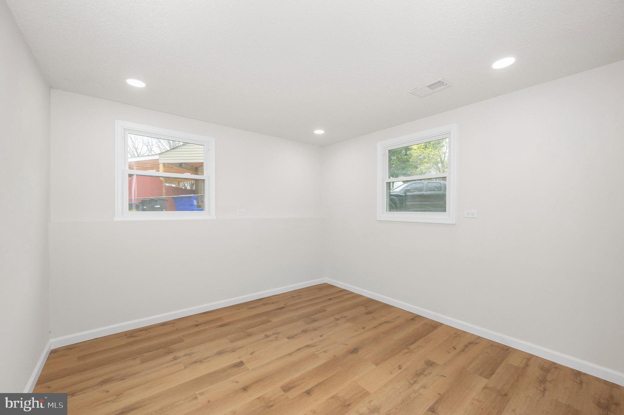 FOX CHAPEL - Residential