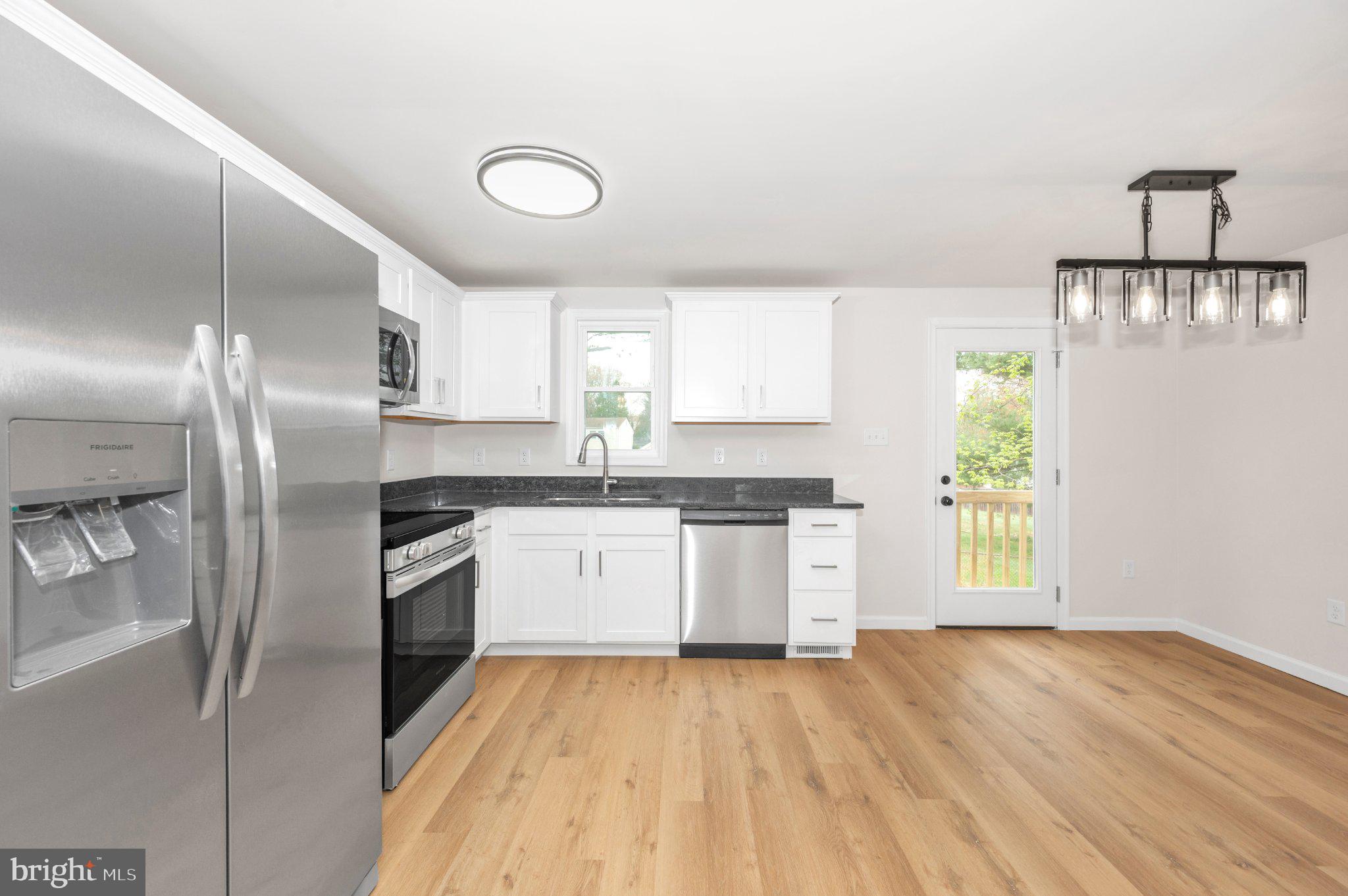 FOX CHAPEL - Residential