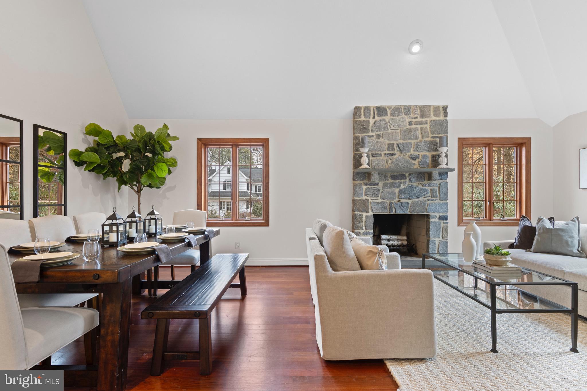 525 N SWARTHMORE AVENUE