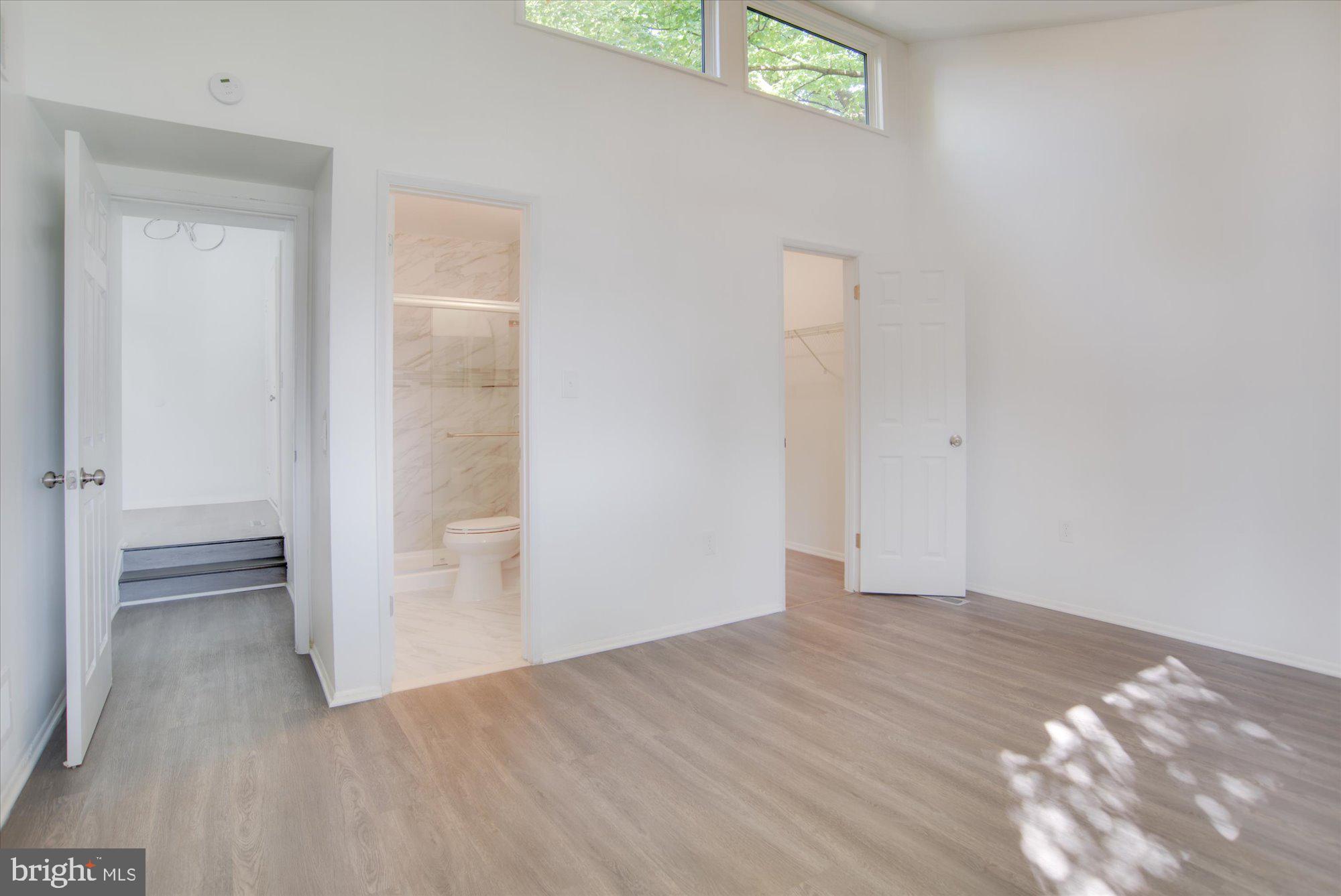 SIERRA VILLAS - Residential