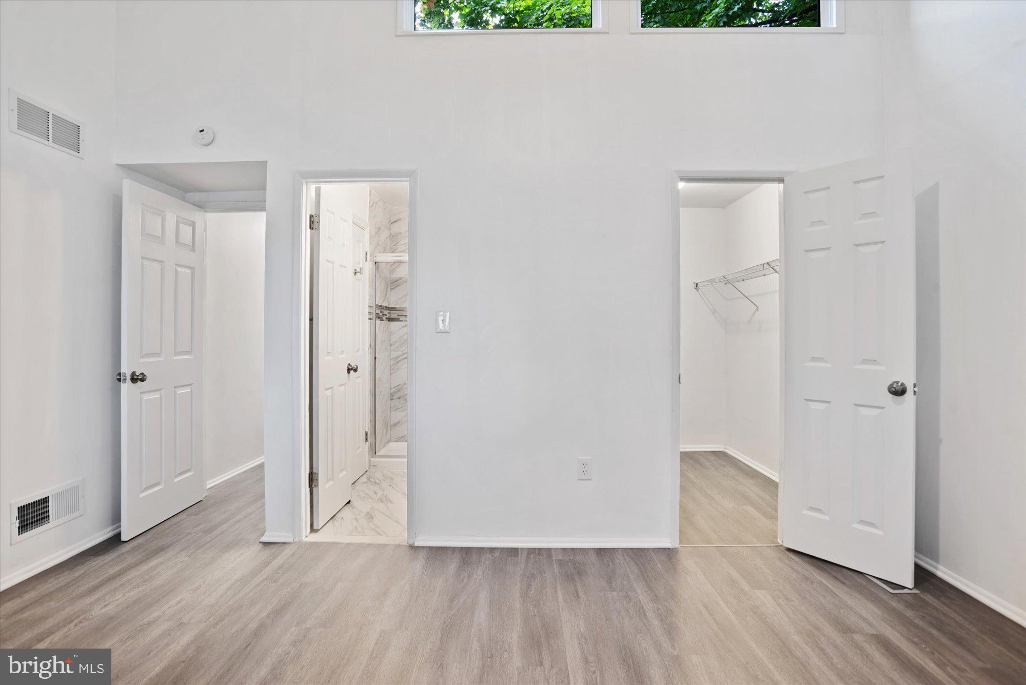 SIERRA VILLAS - Residential