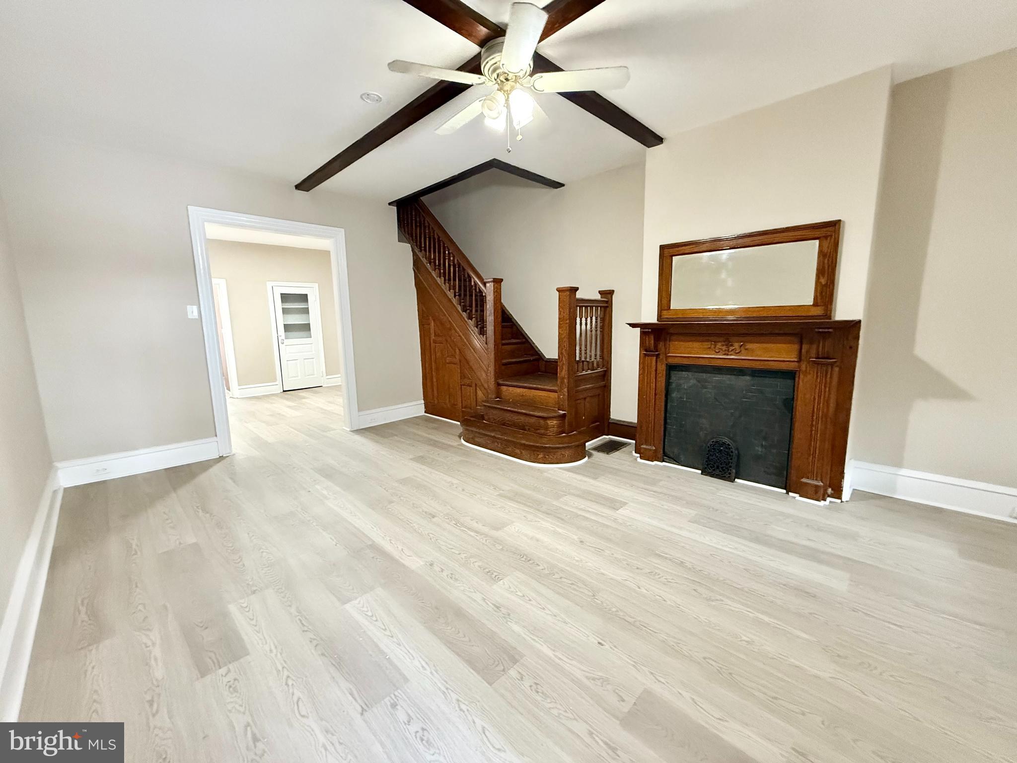 Discover 1235 N Allison St, a large and bright 4-bedroom, 1-bathroom home offering generous room sizes and plenty of natural light throughout. The property features a comfortable, open layout with a spacious living area, sizable kitchen, and ample storage.
Each bedroom offers plenty of space and sunlight, while the full bathroom is clean and functional. Conveniently located near public transportation, shops, and neighborhood amenities, this home is move-in ready and available now.
Schedule a tour today to see it for yourself!