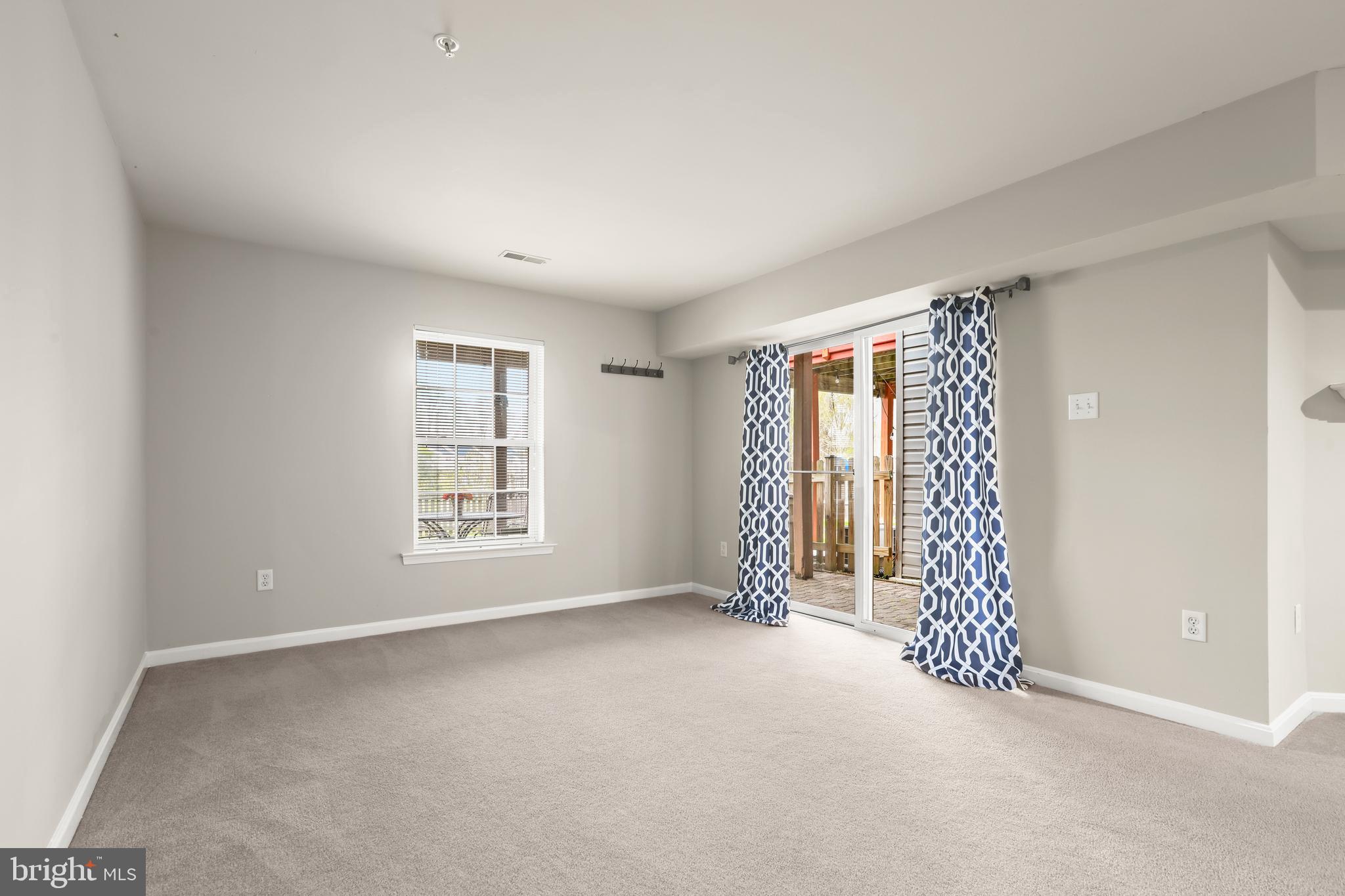 WINTERS RUN MANOR - Residential