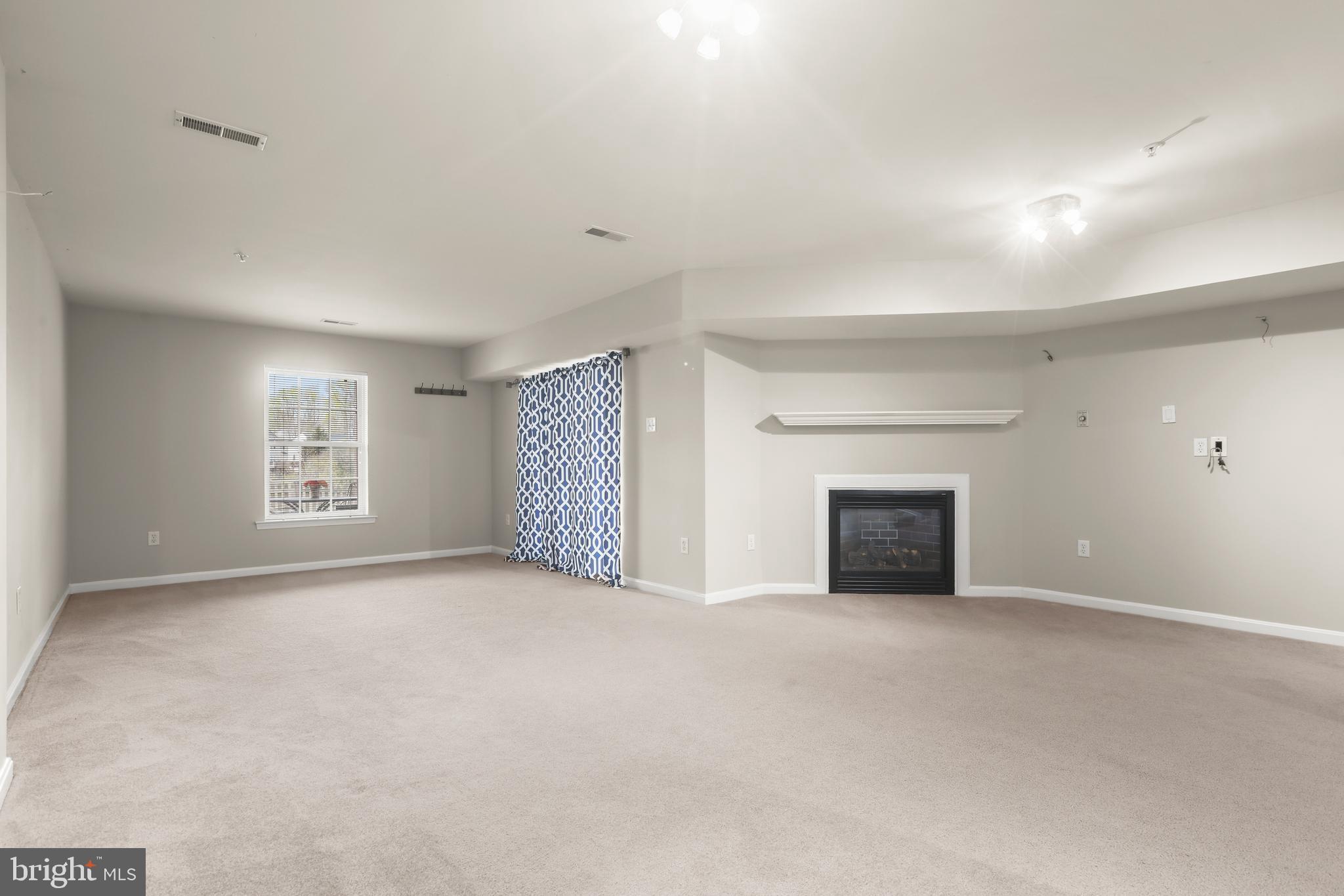 WINTERS RUN MANOR - Residential