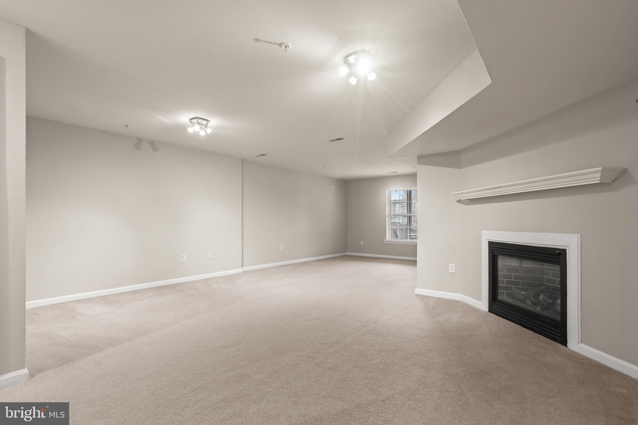 WINTERS RUN MANOR - Residential