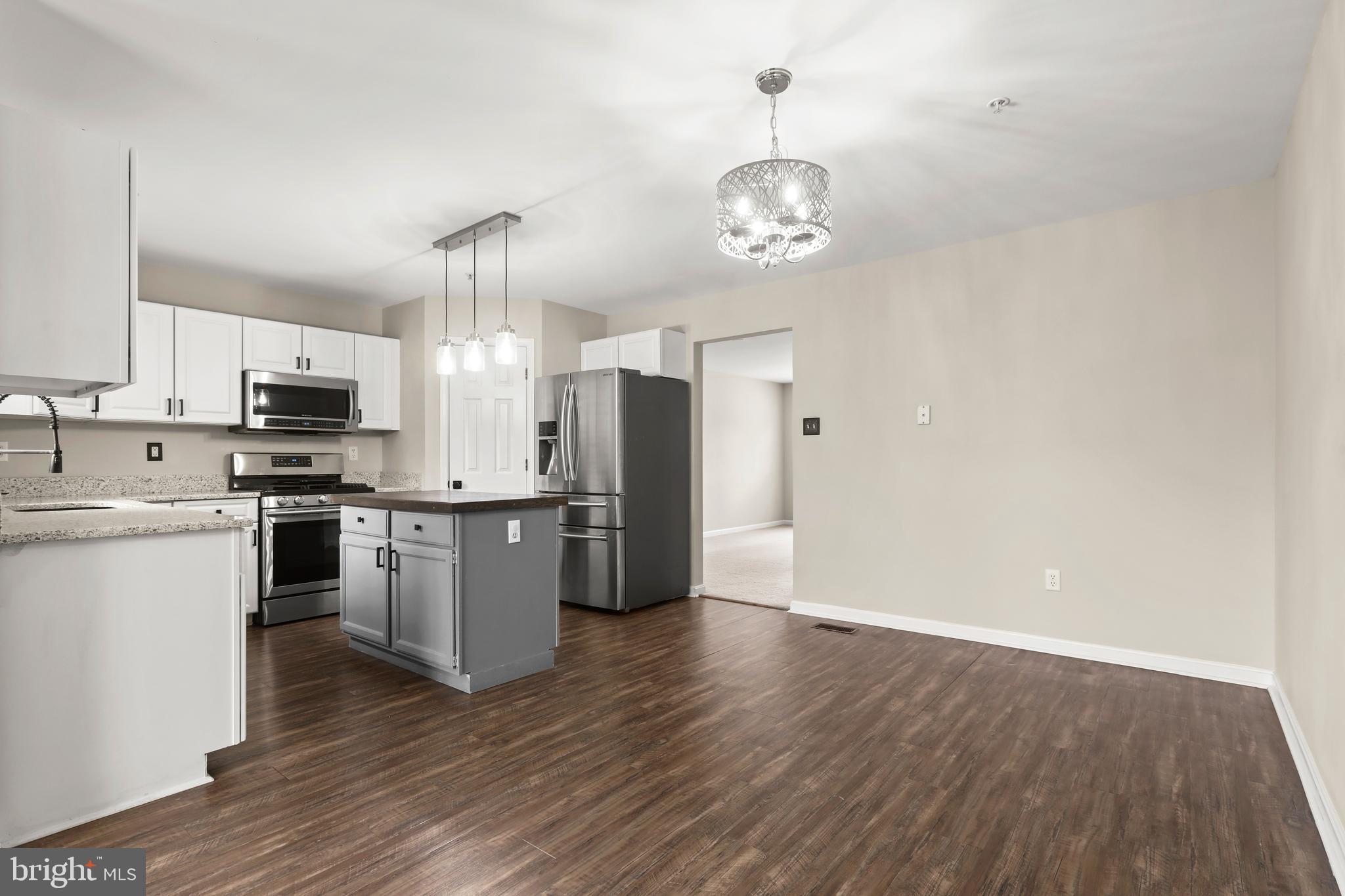 WINTERS RUN MANOR - Residential