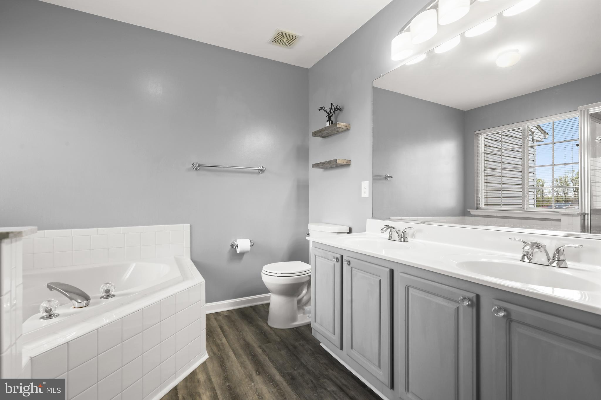 WINTERS RUN MANOR - Residential