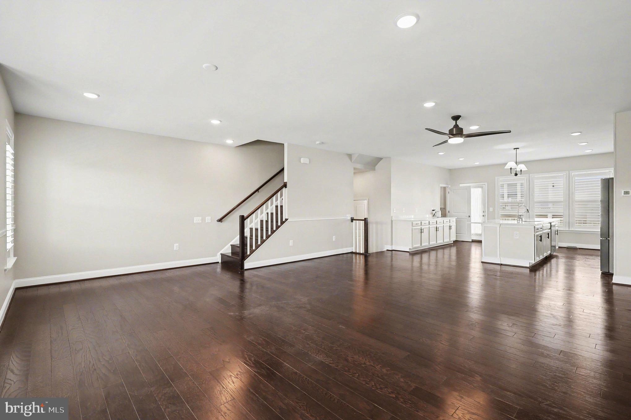 POTOMAC SHORES - Residential