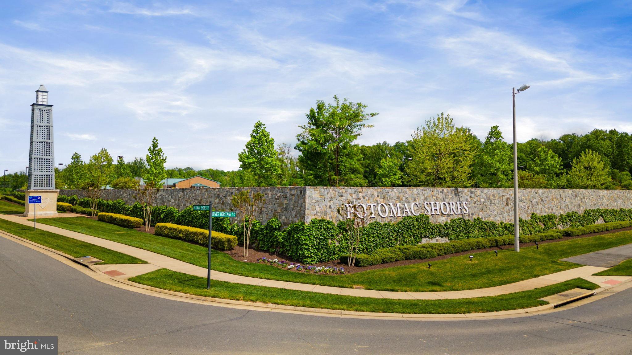 POTOMAC SHORES - Residential