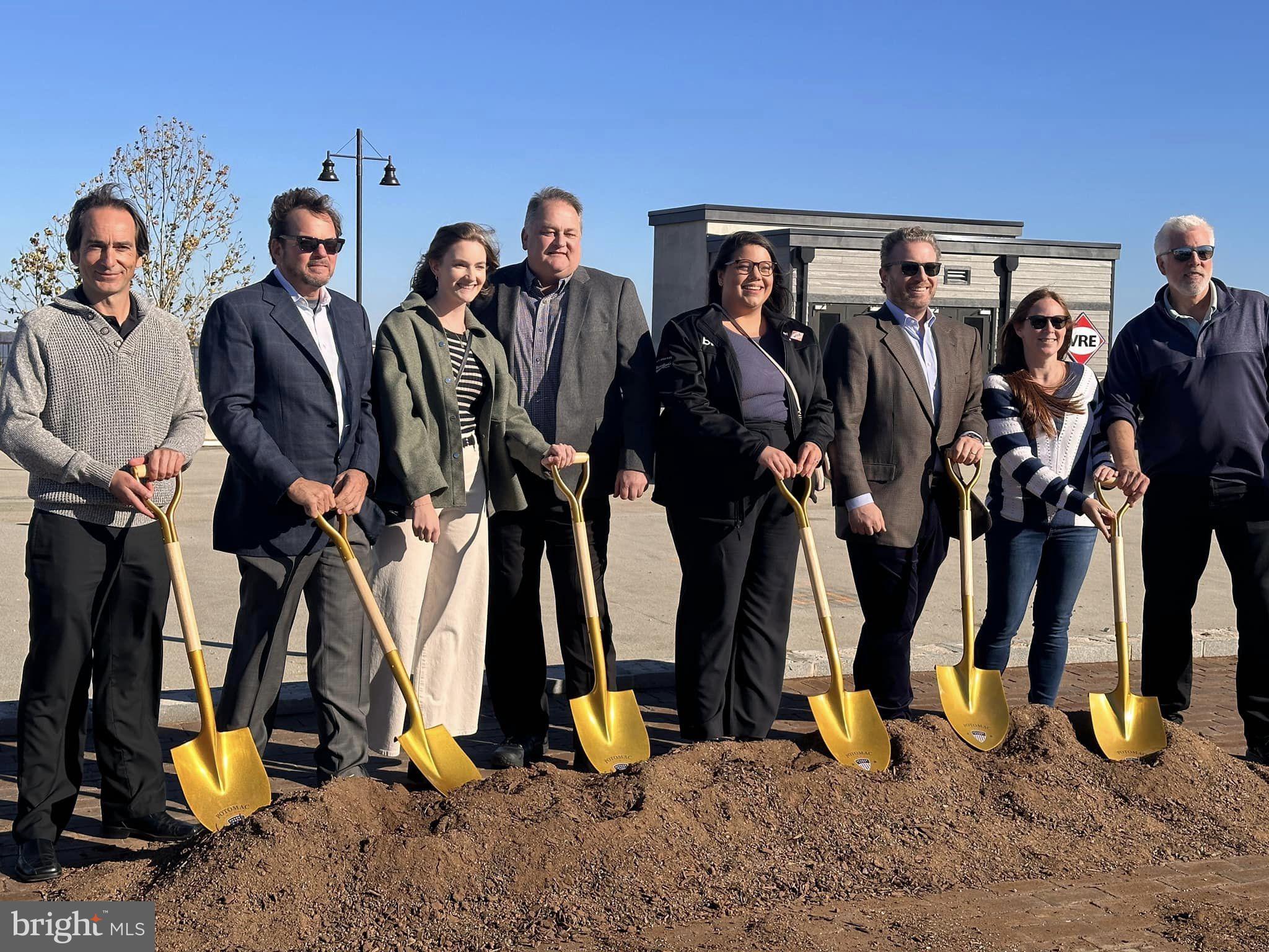 POTOMAC SHORES - Residential