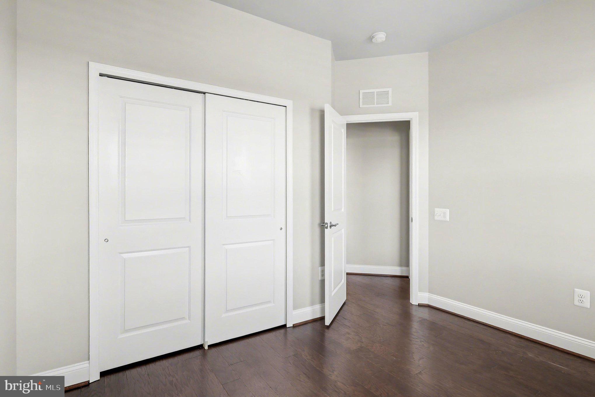 POTOMAC SHORES - Residential