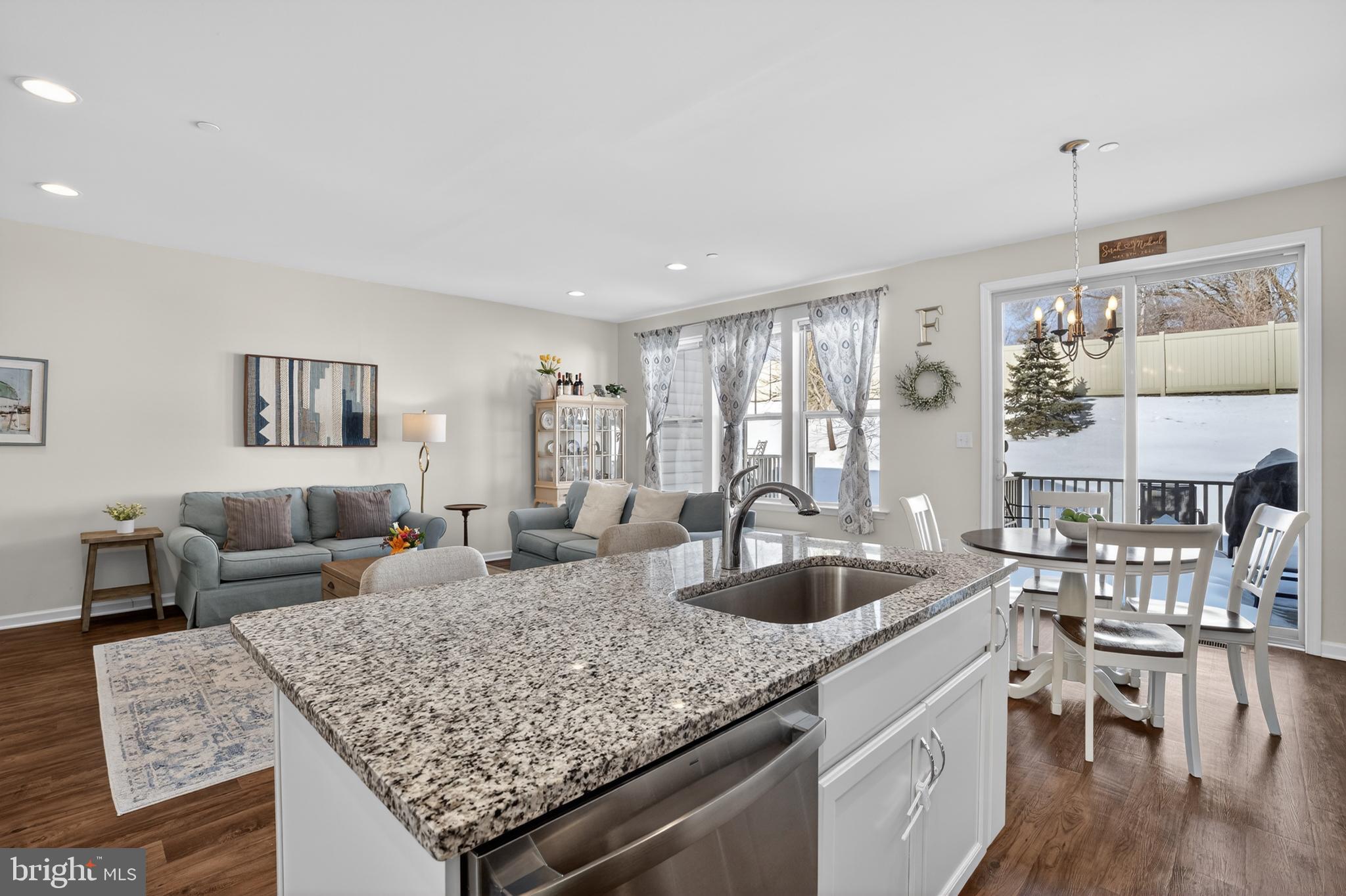 PEMBERTON - Residential