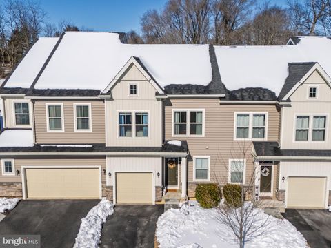 273 KESTREL COURT KENNETT SQUARE PA 19348