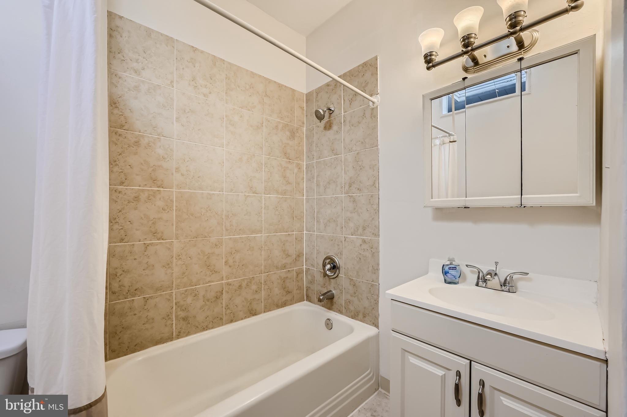 MCELDERRY PARK - Residential