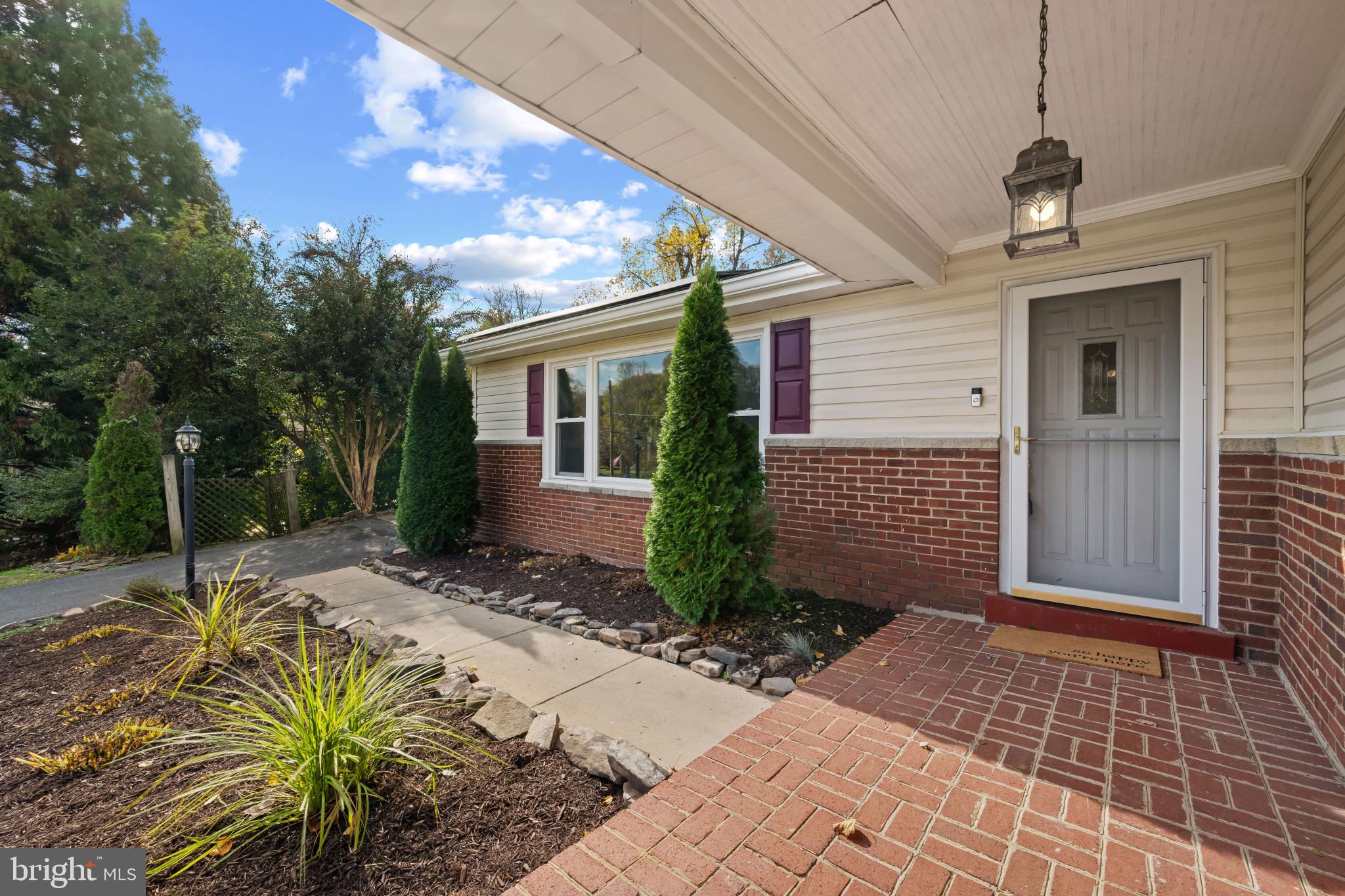 19724 MEREDITH DRIVE