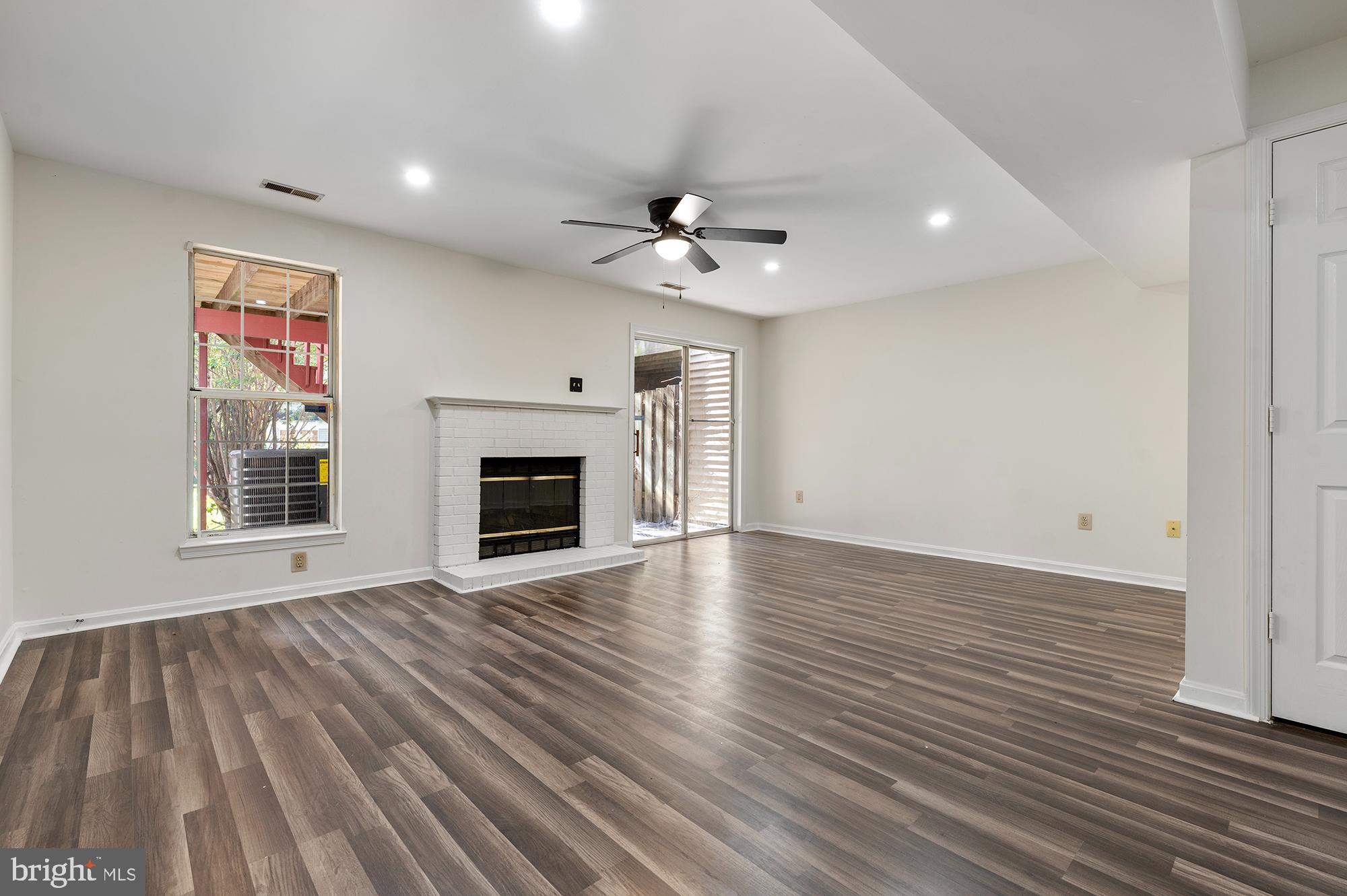 PLEASANT HILLS - Residential