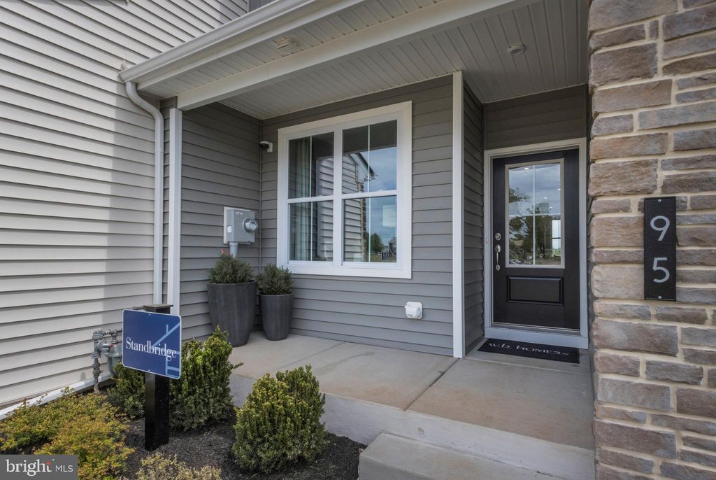 Photo of 42 Baldwin Way, SILVERDALE, PA 18962 (MLS # PABU2112846)