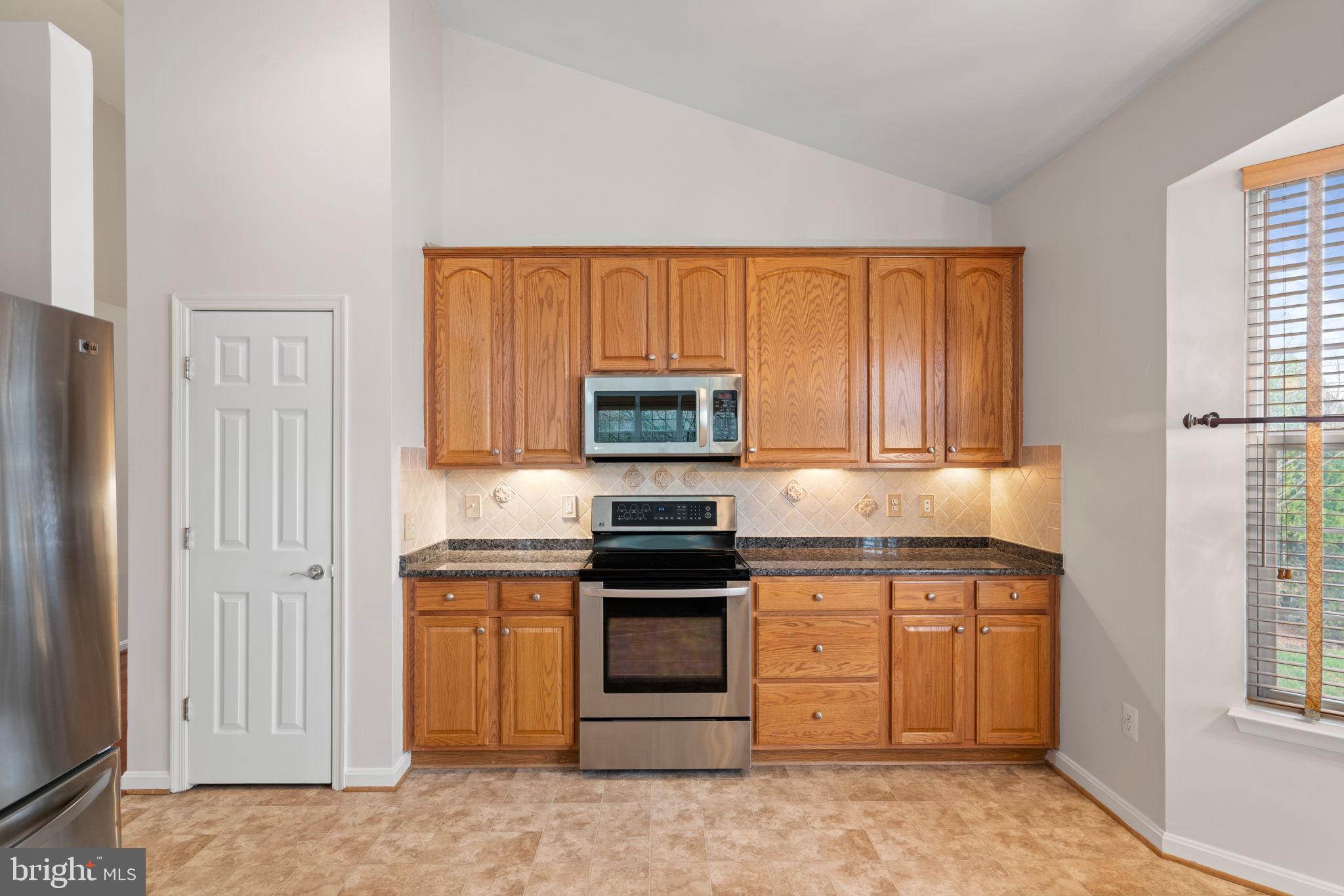 FOUR SEASONS IN HISTORIC VIRGINIA - Residential