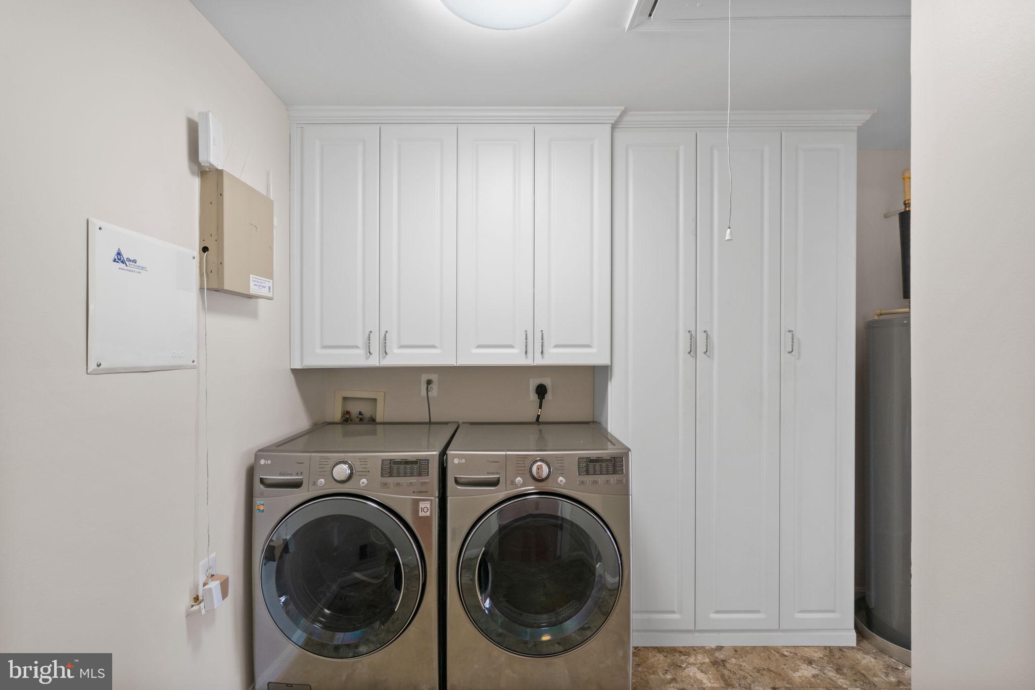 FOUR SEASONS IN HISTORIC VIRGINIA - Residential