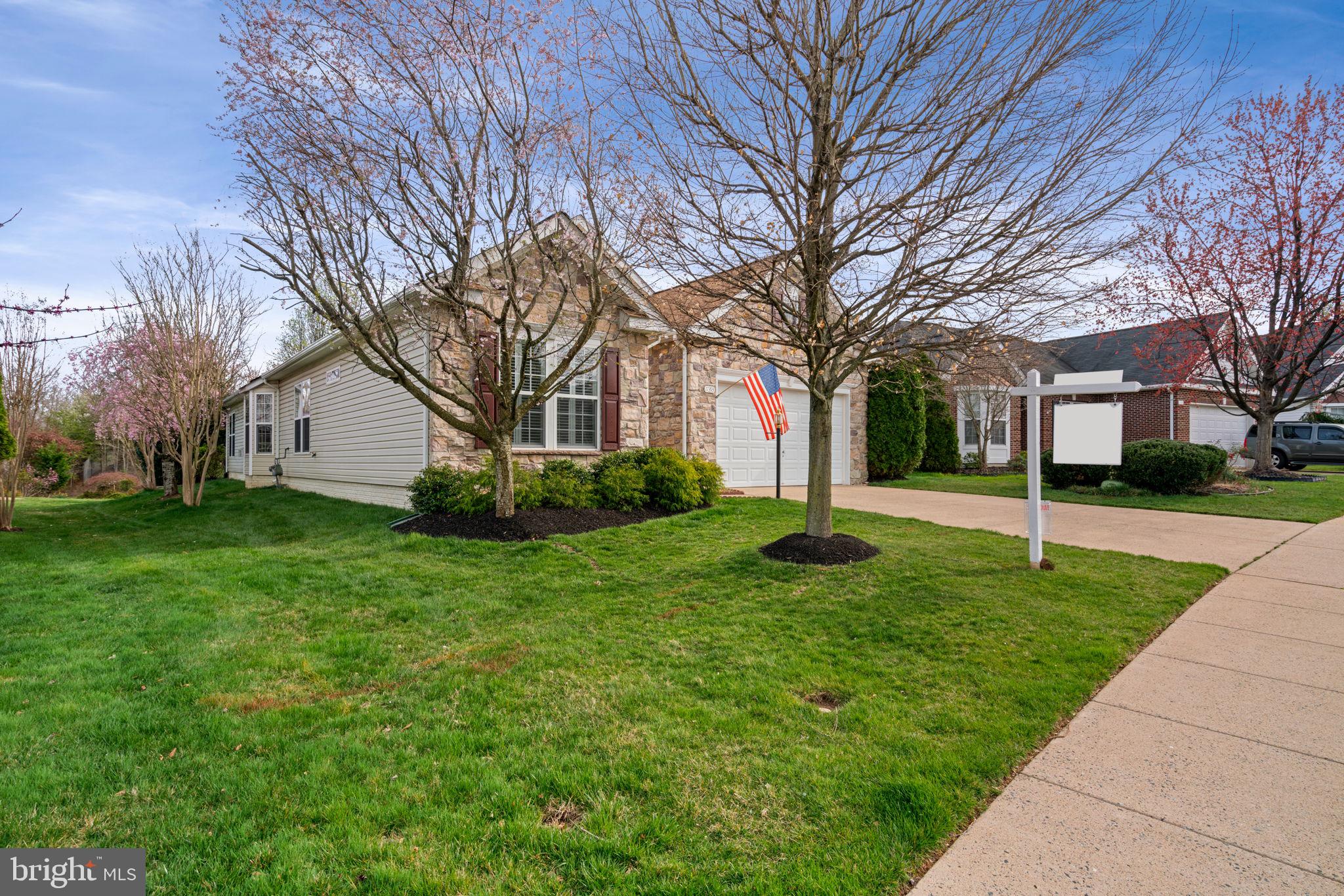 FOUR SEASONS IN HISTORIC VIRGINIA - Residential