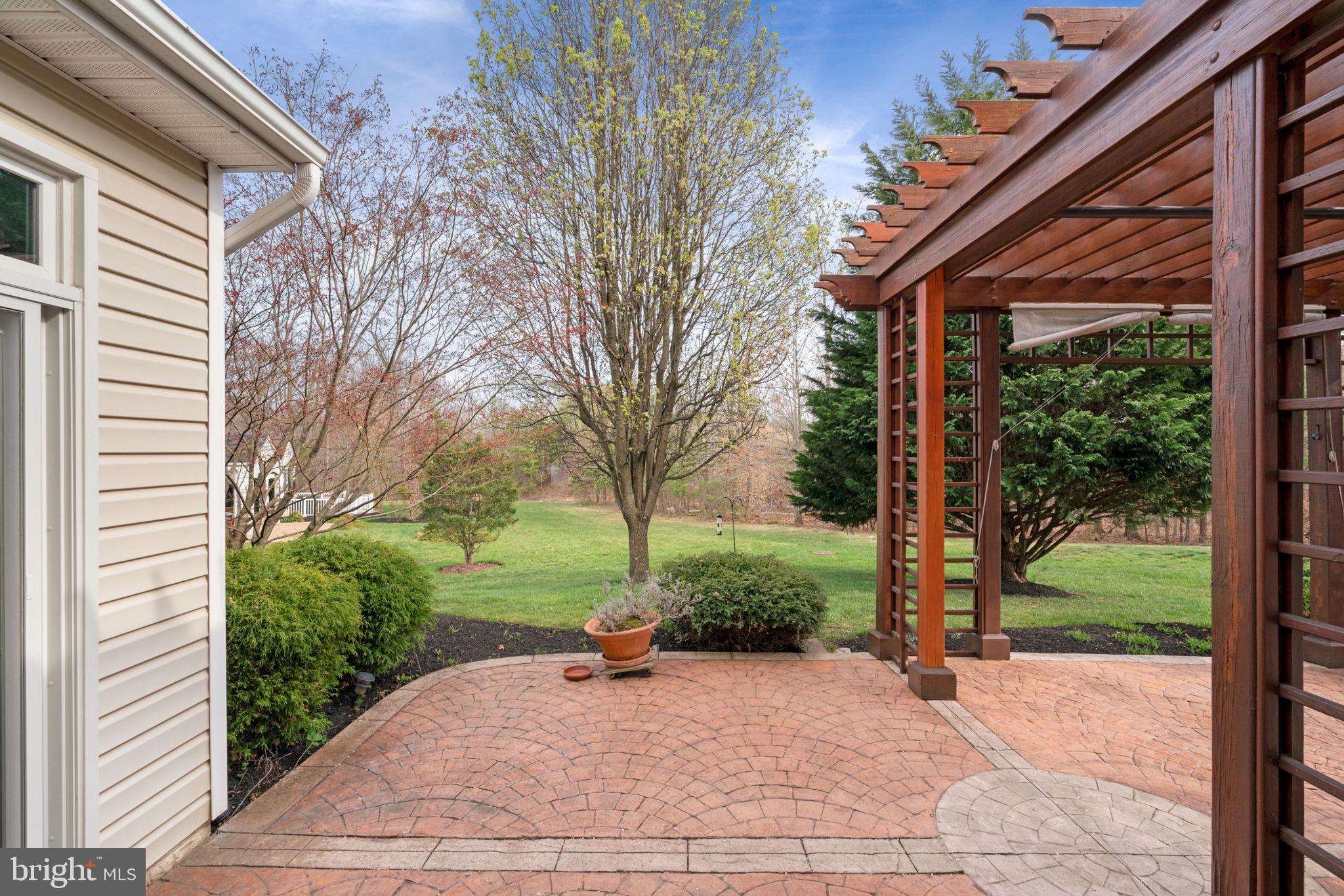 FOUR SEASONS IN HISTORIC VIRGINIA - Residential