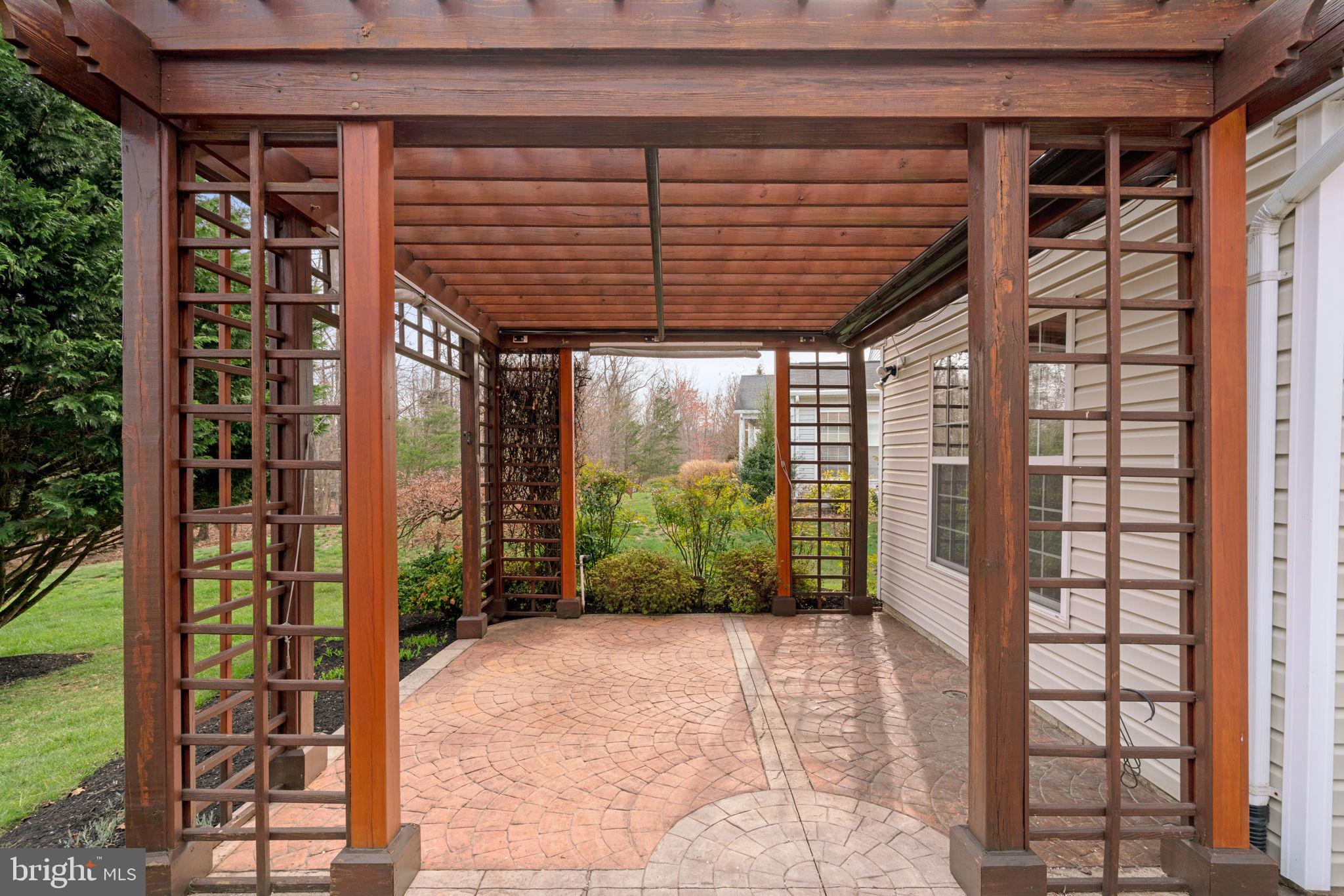 FOUR SEASONS IN HISTORIC VIRGINIA - Residential