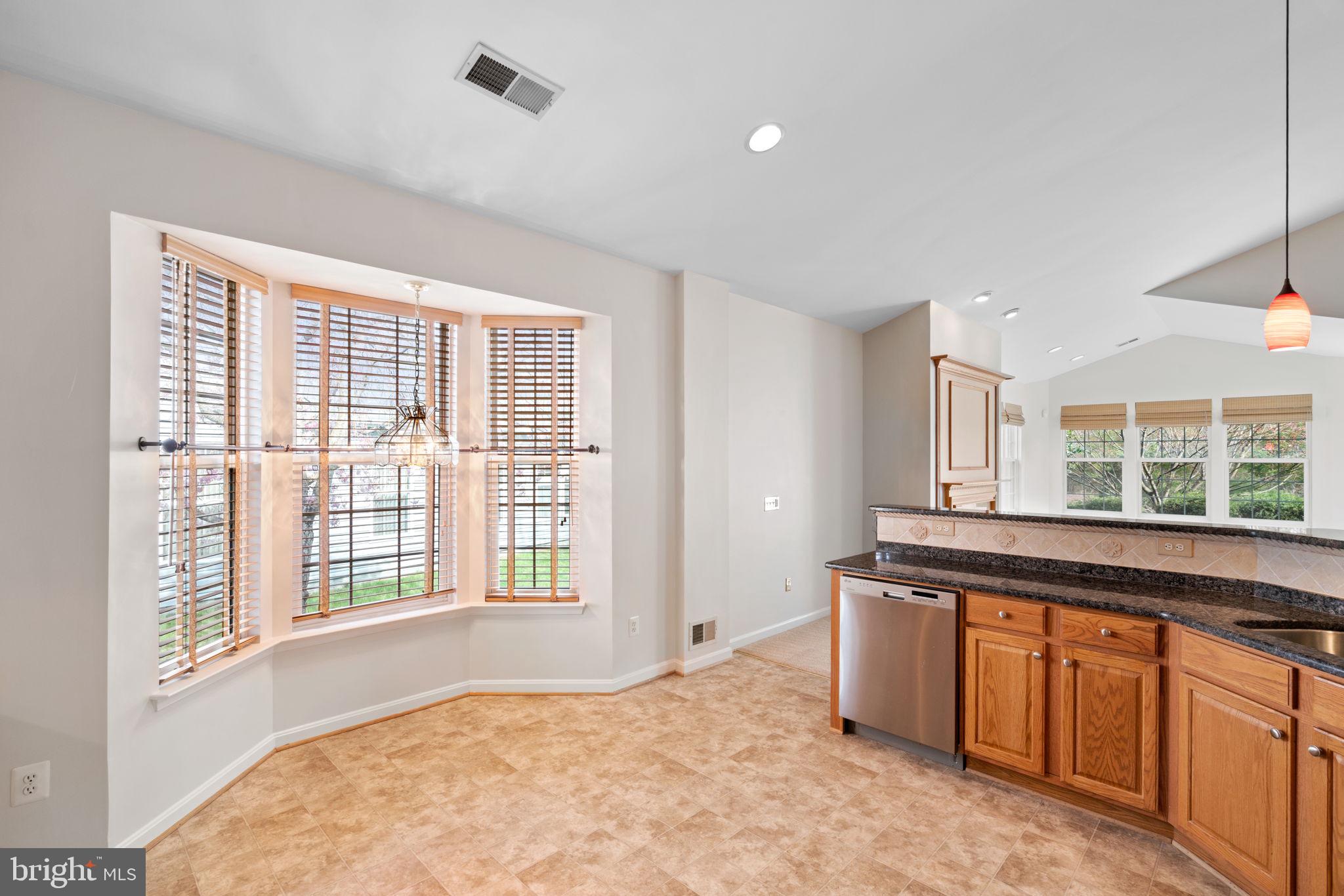 FOUR SEASONS IN HISTORIC VIRGINIA - Residential