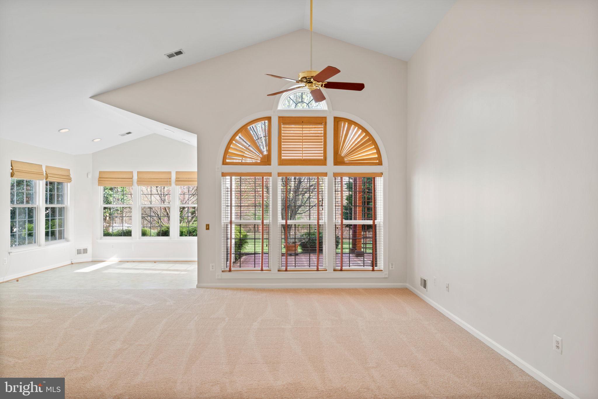 FOUR SEASONS IN HISTORIC VIRGINIA - Residential