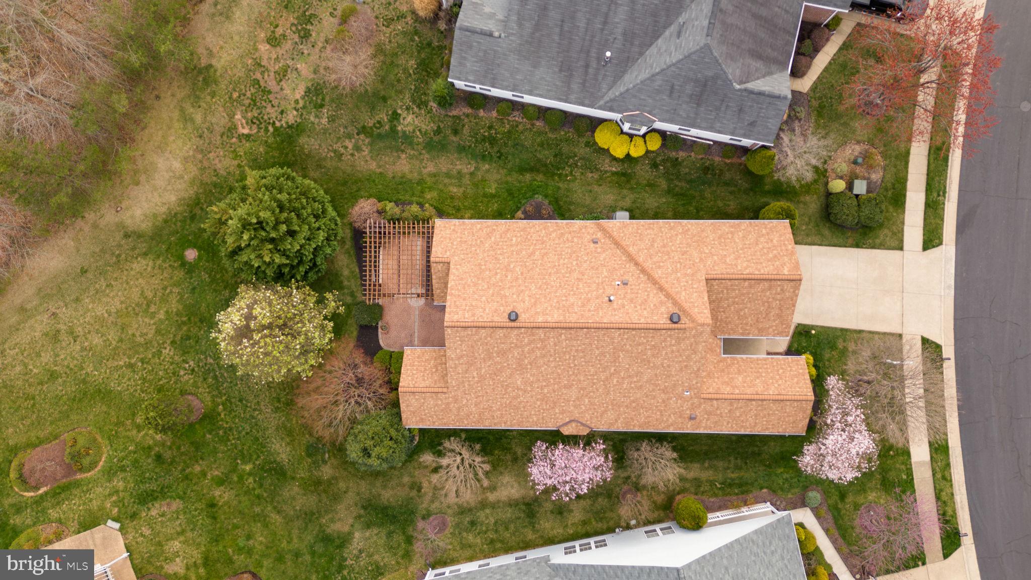 FOUR SEASONS IN HISTORIC VIRGINIA - Residential