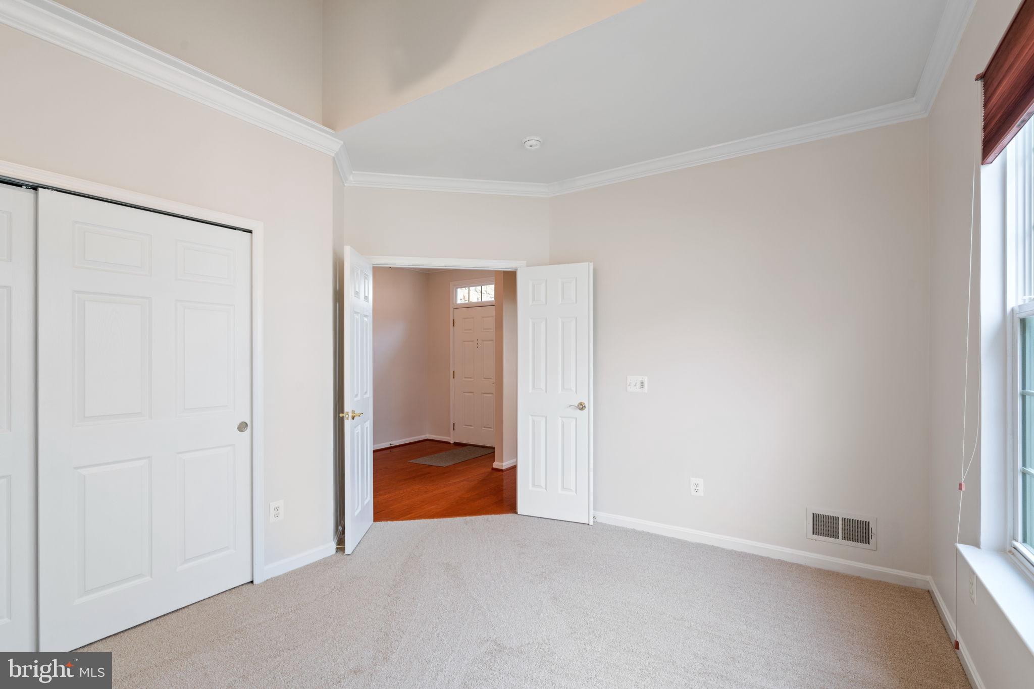 FOUR SEASONS IN HISTORIC VIRGINIA - Residential