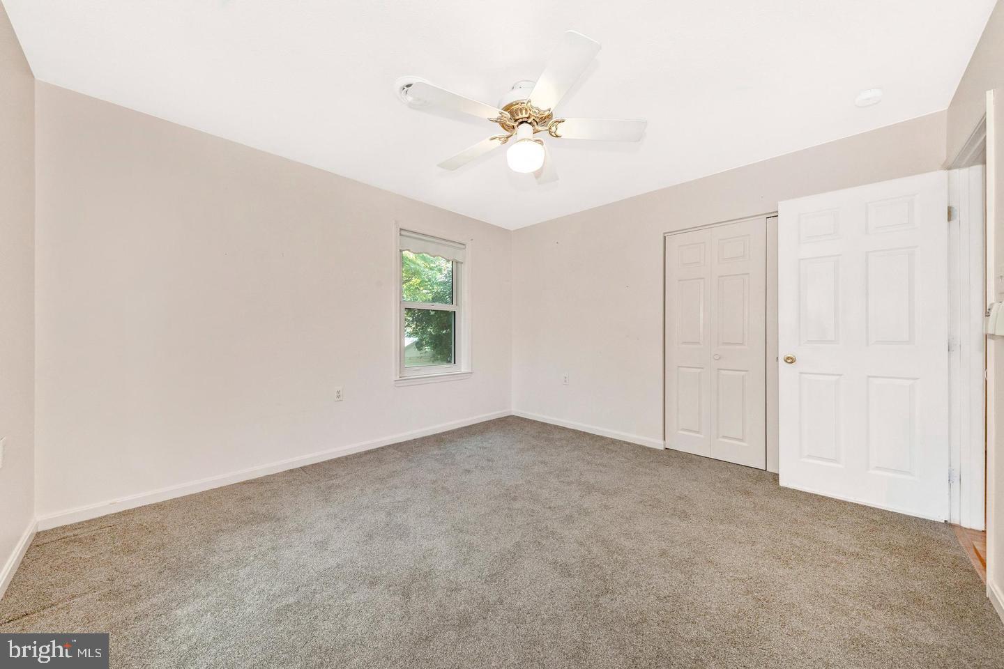 FOXCROFT MEADOWS - Residential