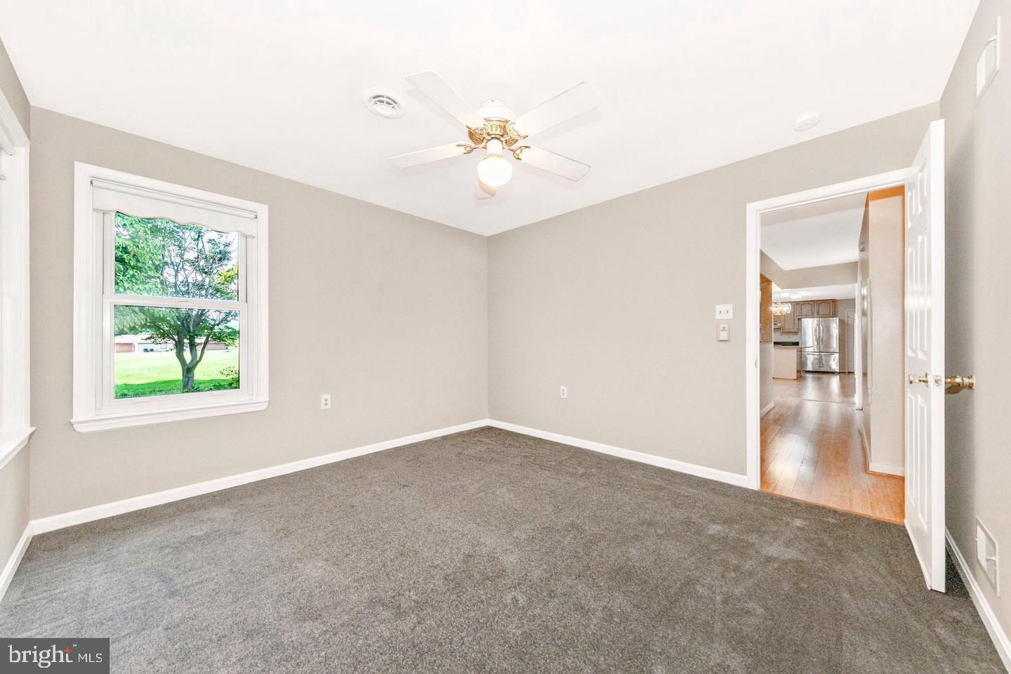 FOXCROFT MEADOWS - Residential