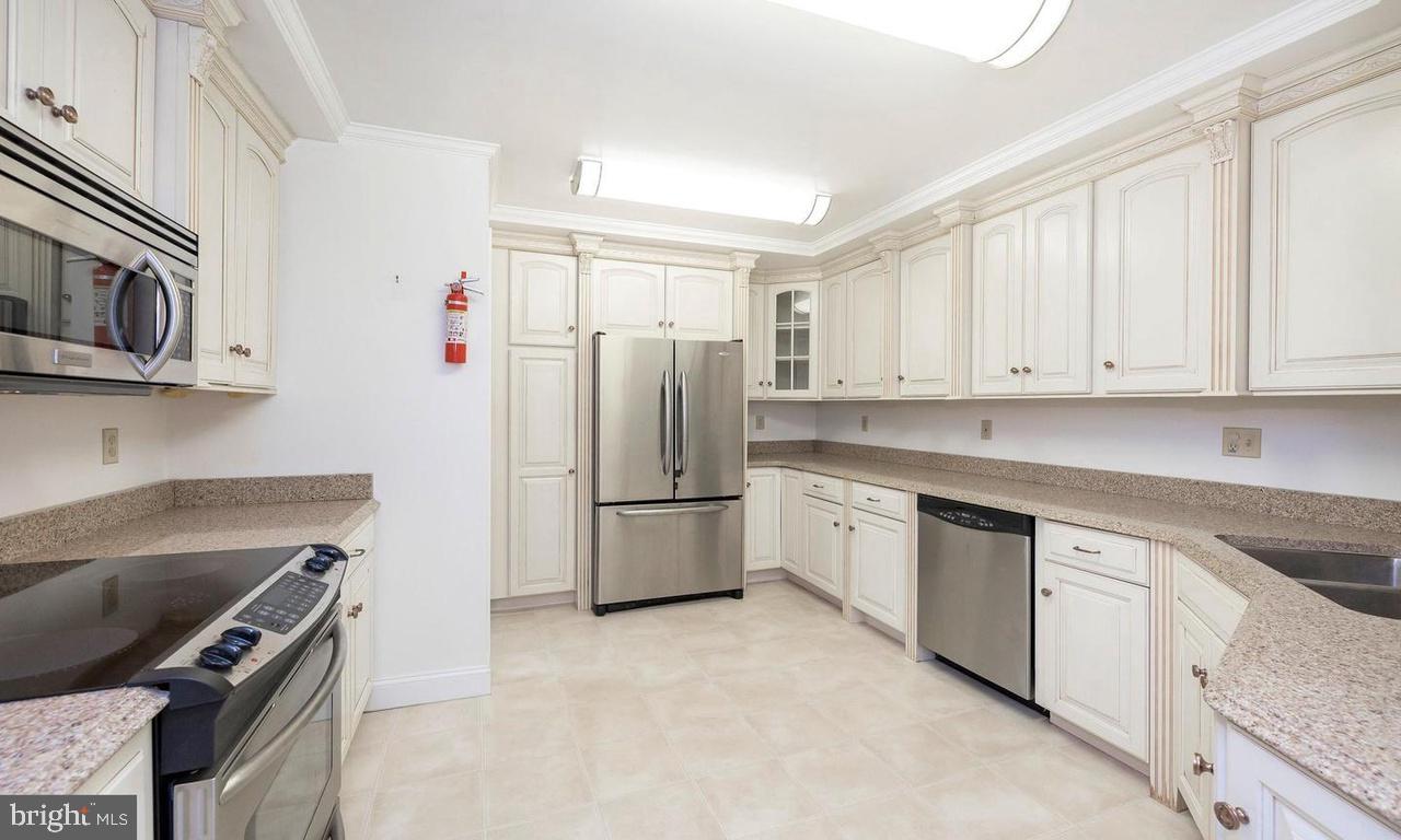 529 W UWCHLAN AVENUE