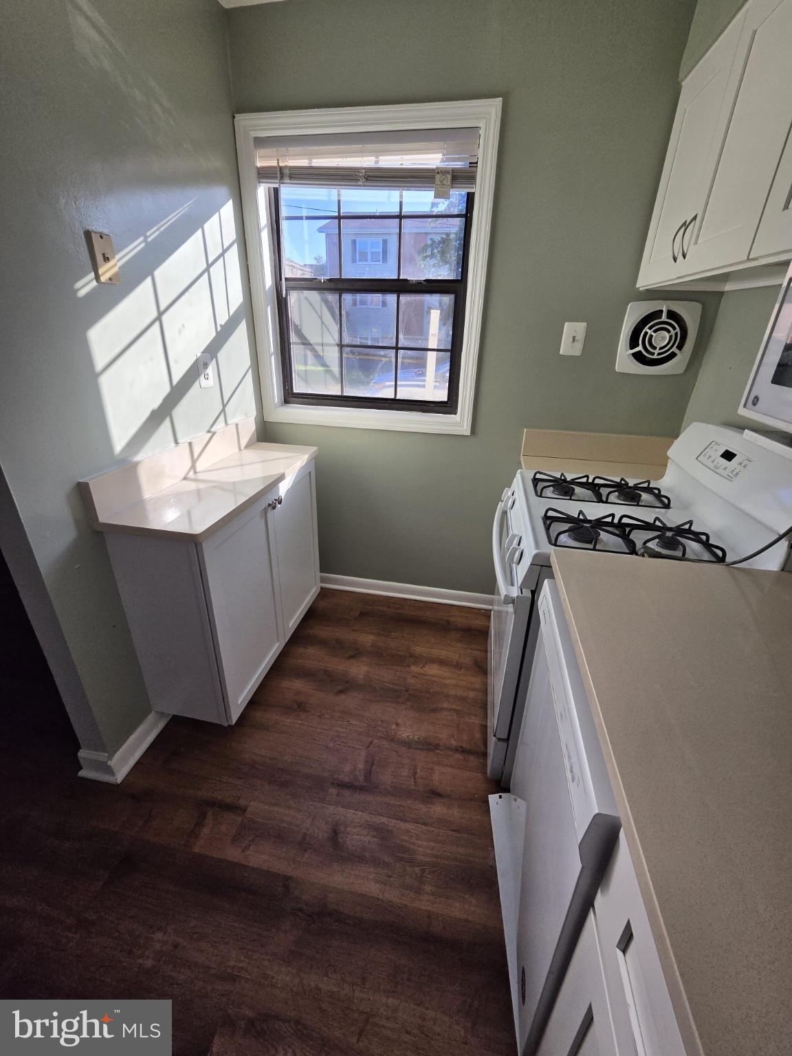 11126 SNUG HAVEN LANE