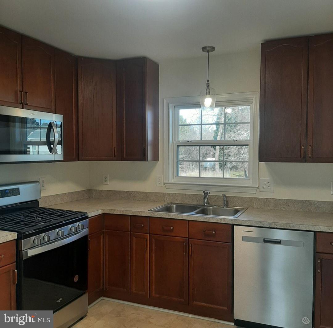 PRENTISS POINT II TOWNHOMES - Residential