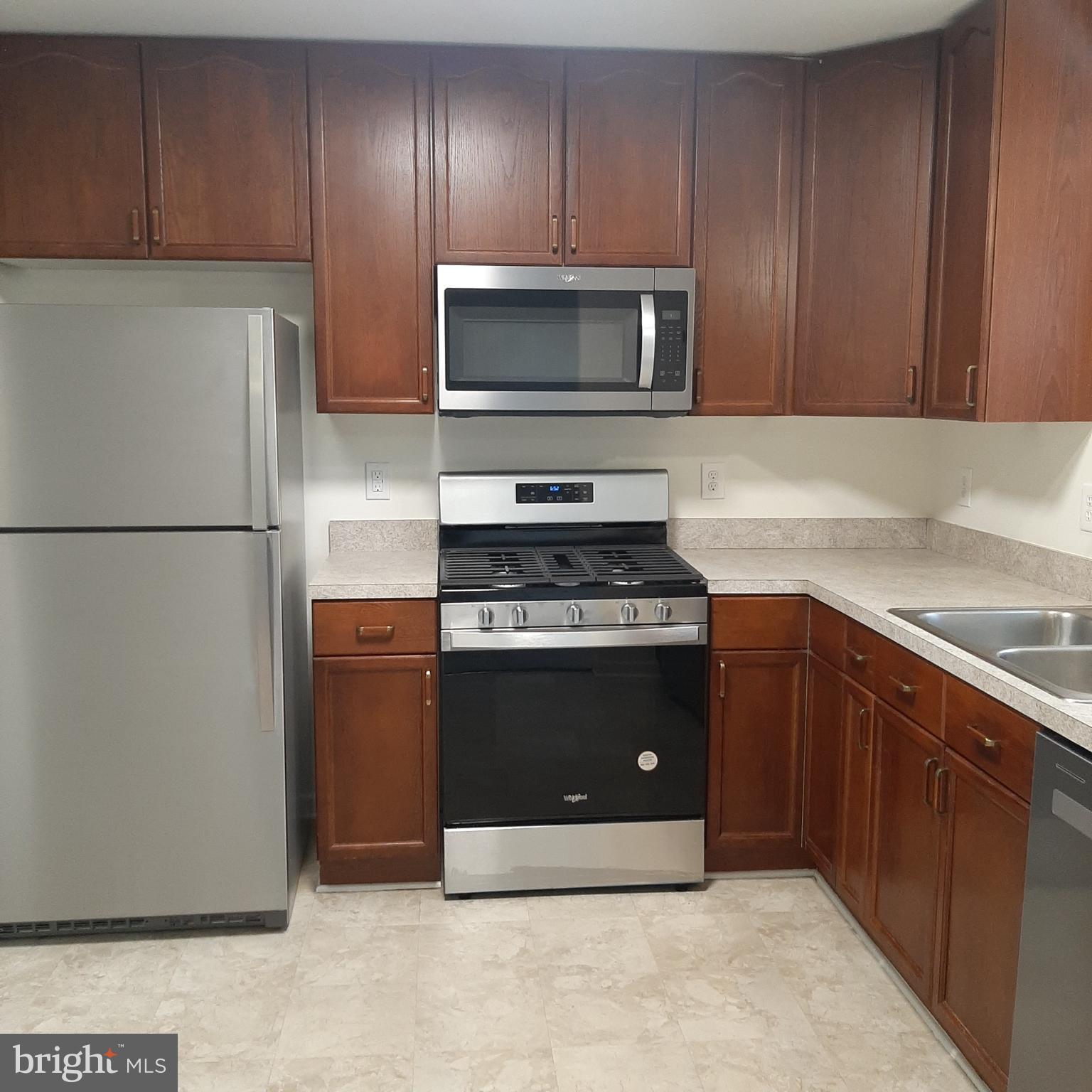 PRENTISS POINT II TOWNHOMES - Residential