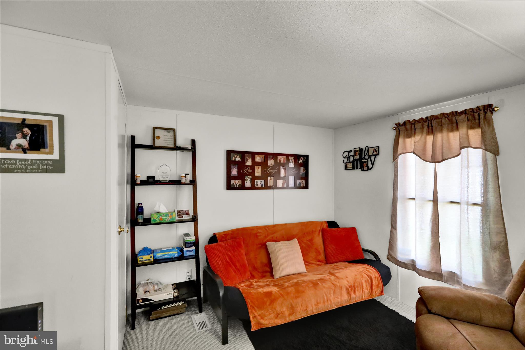 PHEASANT RIDGE - Residential