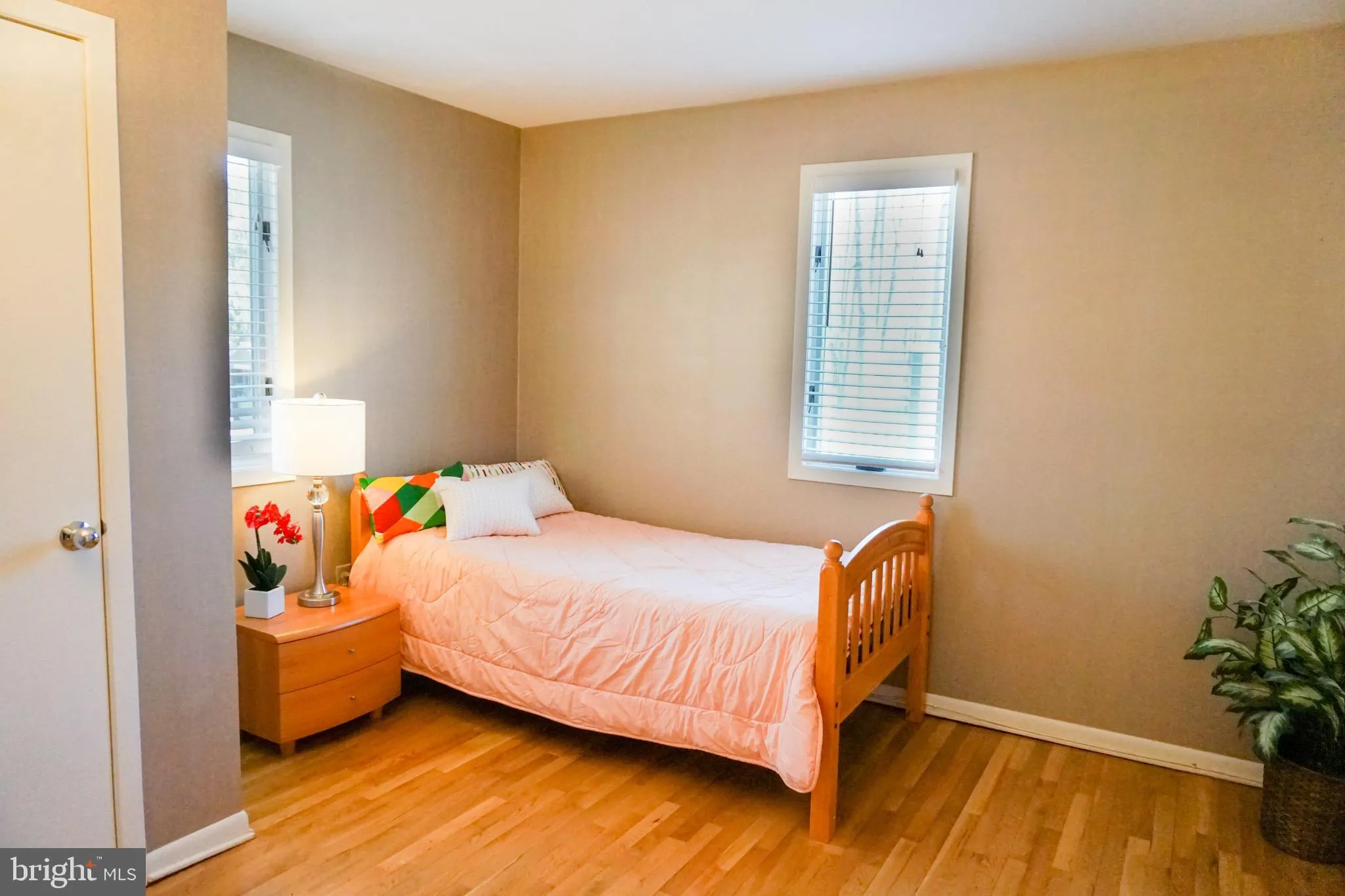 Princeton, New Jersey 08540, United States, 5 Bedrooms Bedrooms, ,4 BathroomsBathrooms,Residential,Active,117826