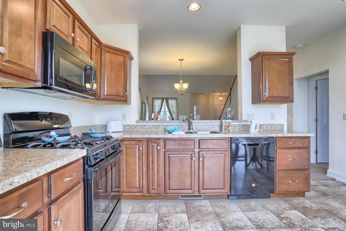 CROSSGATES - Residential