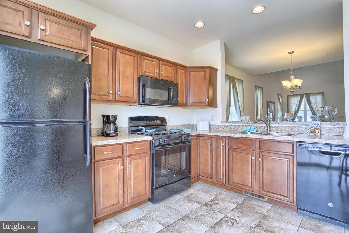 CROSSGATES - Residential