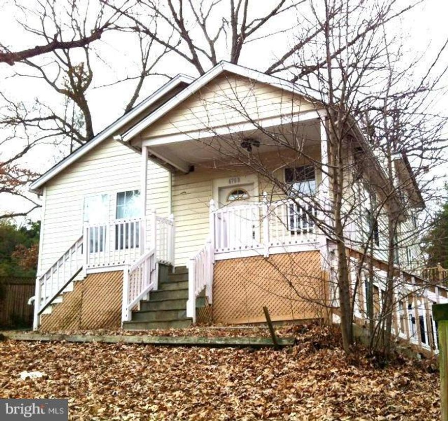 Wow! Must See. Priced to sell Estate.  5-bedroom, 3-bathroom home, under $250K, featuring new roof, new heating system, newly renovated bathrooms, new stainless steel appliances sitting on almost a half acre fenced in corner lot with a garage.   Large deck off dinning room..  This has been appraised and THIS HOME COMES WITH A HOME WARRANTY!!!  Xxx