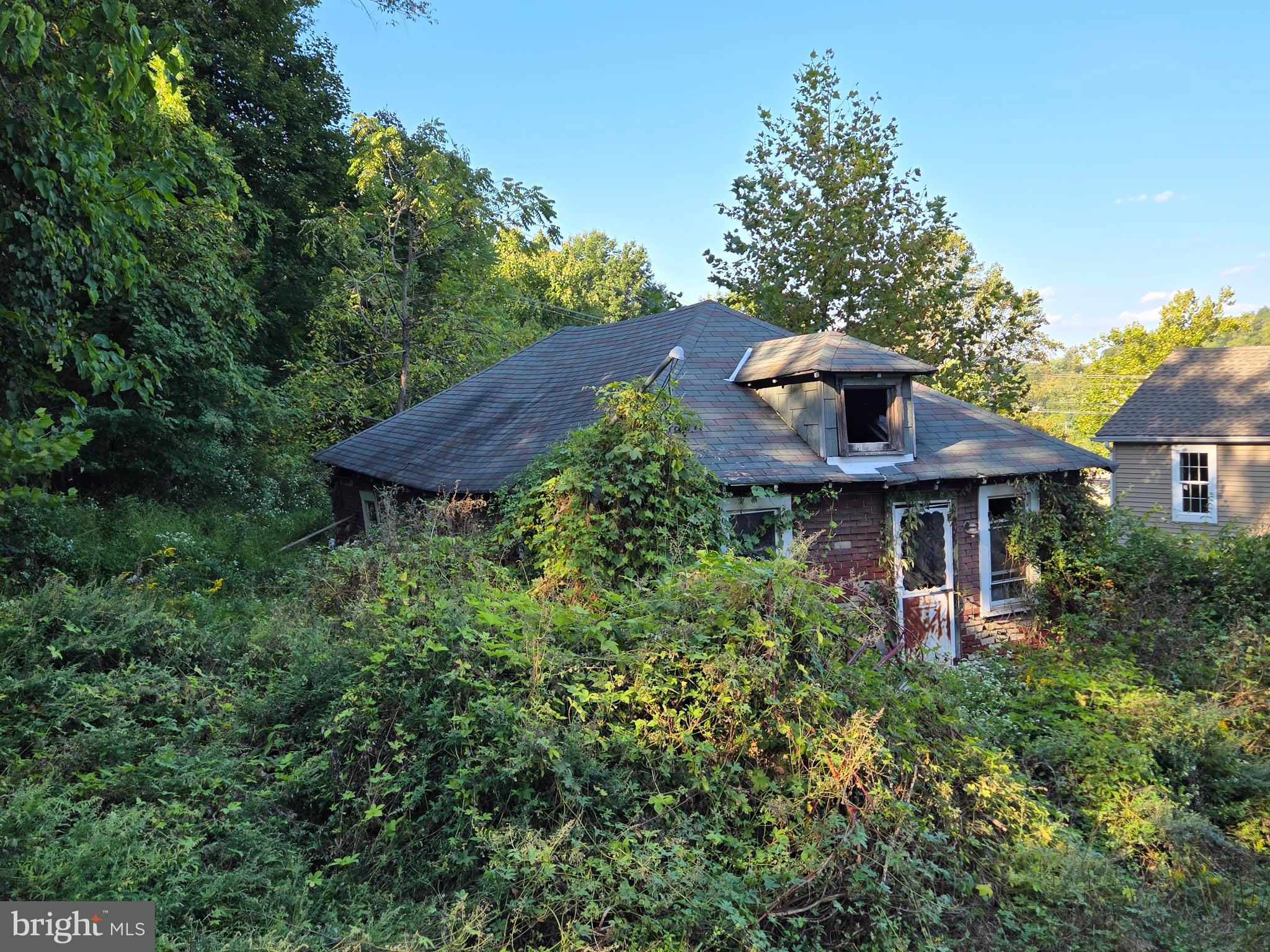 FALLOWFIELD EAST - Residential