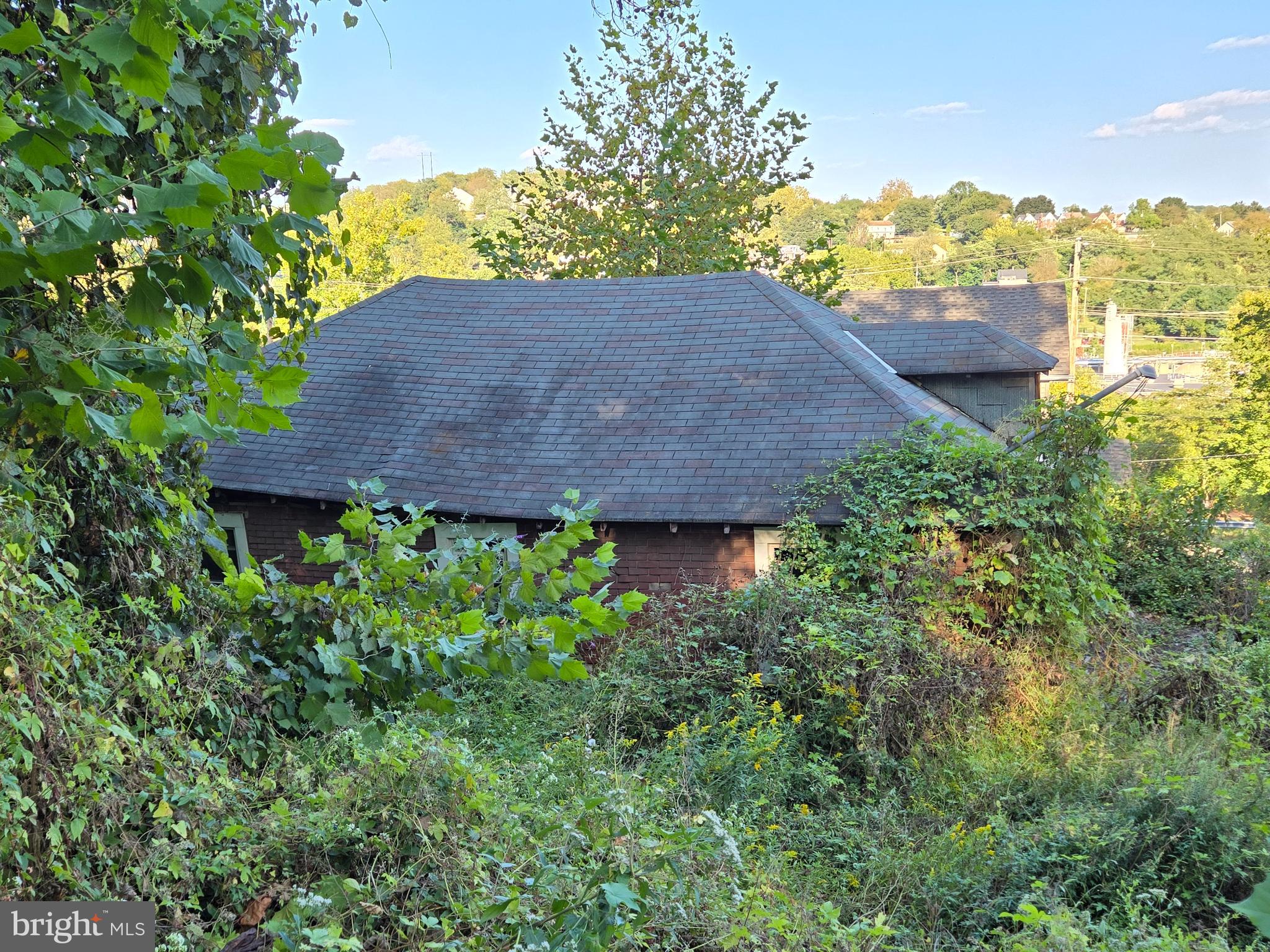 FALLOWFIELD EAST - Residential
