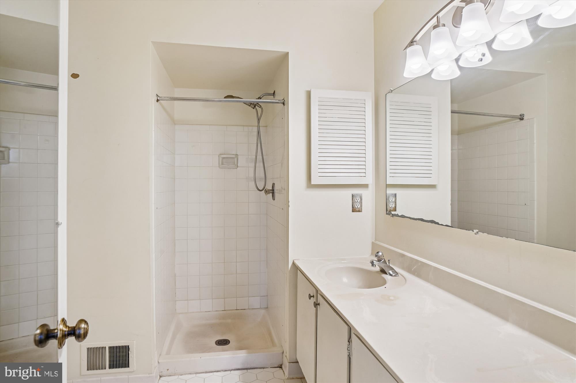 GARRETT FOREST - Residential