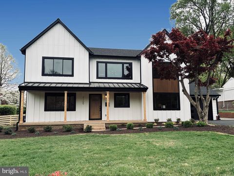 7109 IDYLWOOD ROAD FALLS CHURCH VA 22043