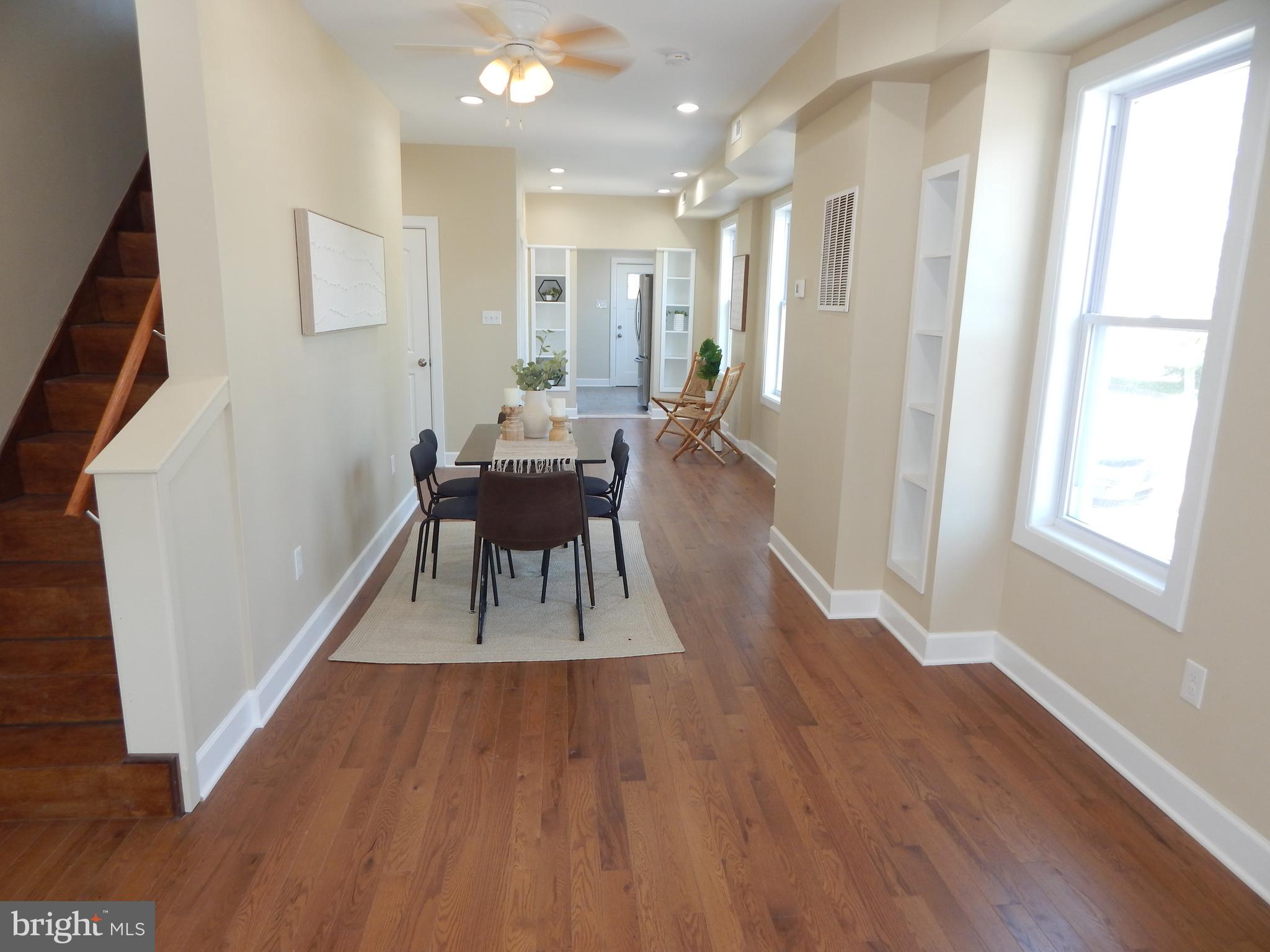 ELLWOOD PARK - Residential